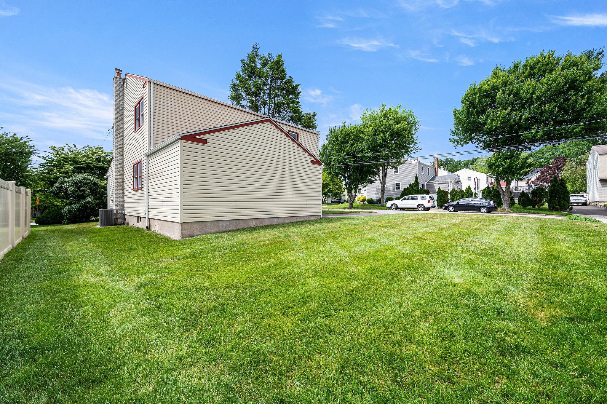 ELKINS PARK - Residential