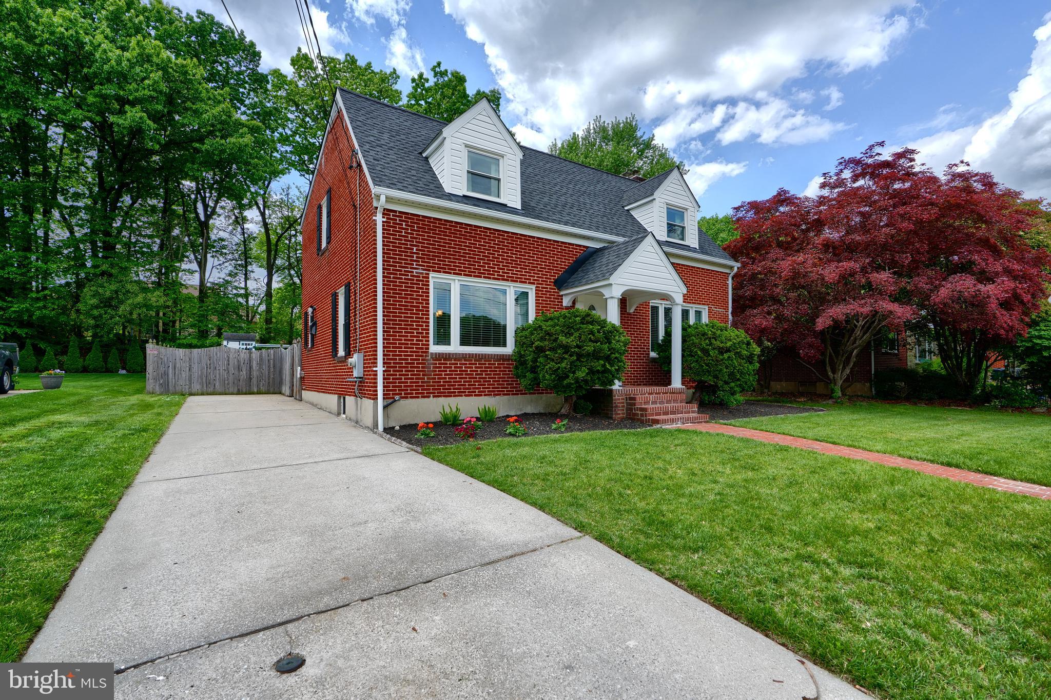 DARLEIGH MANOR - Residential