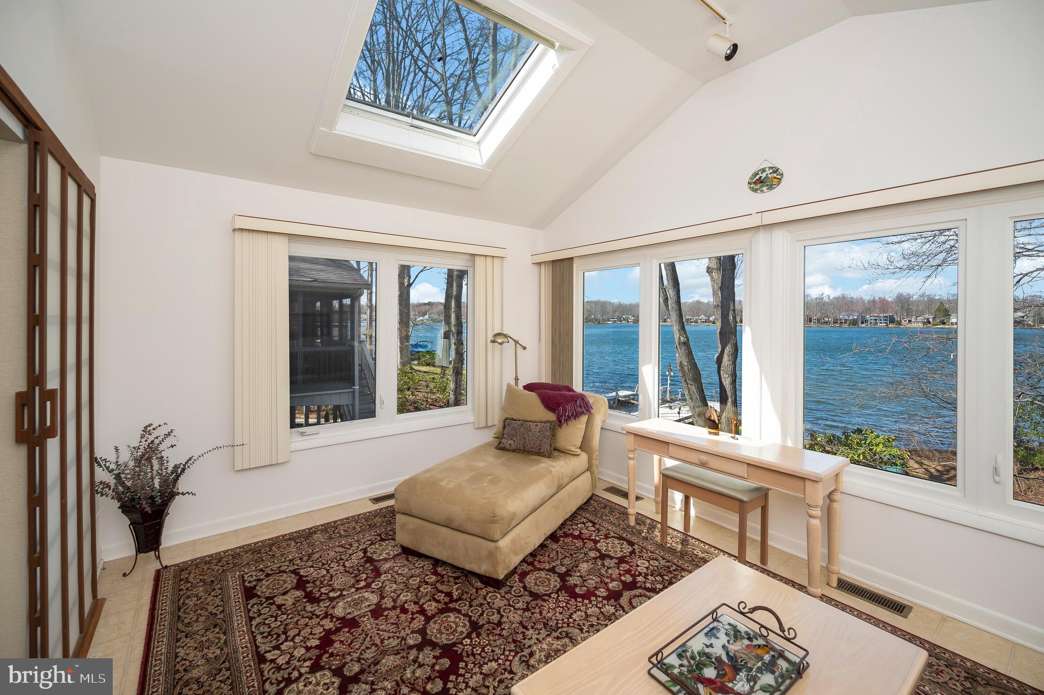 LAKE OF THE WOODS - Residential