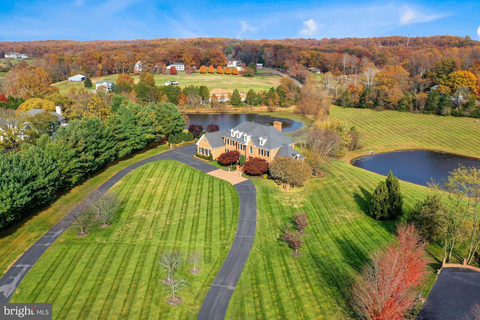 BARCLAY RIDGE - Residential