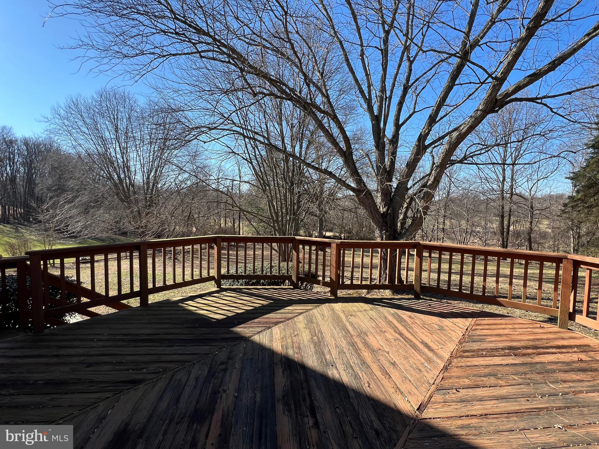 LAYTONSVILLE KNOLLS - Residential