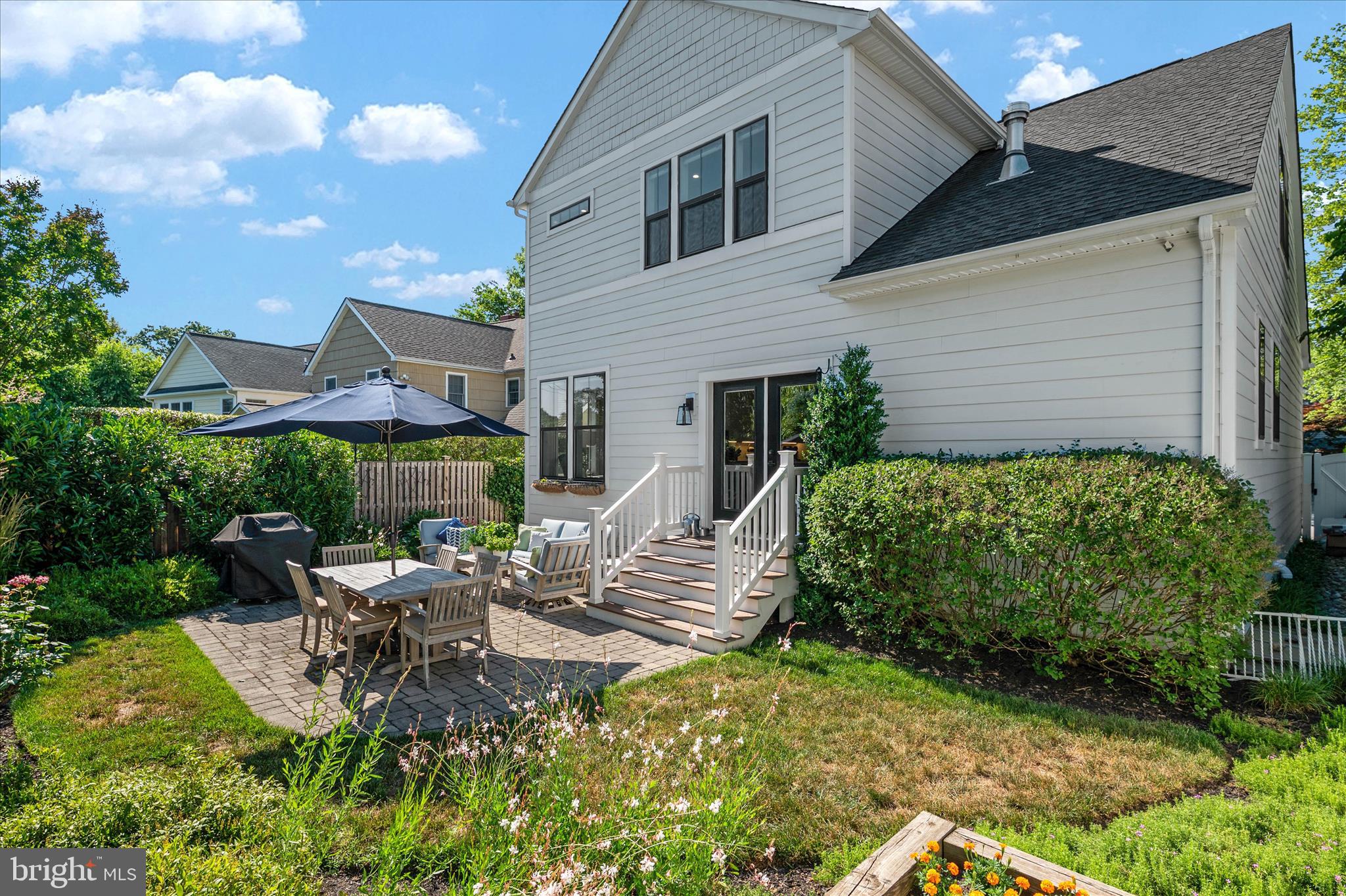 MURRAY HILL - Residential