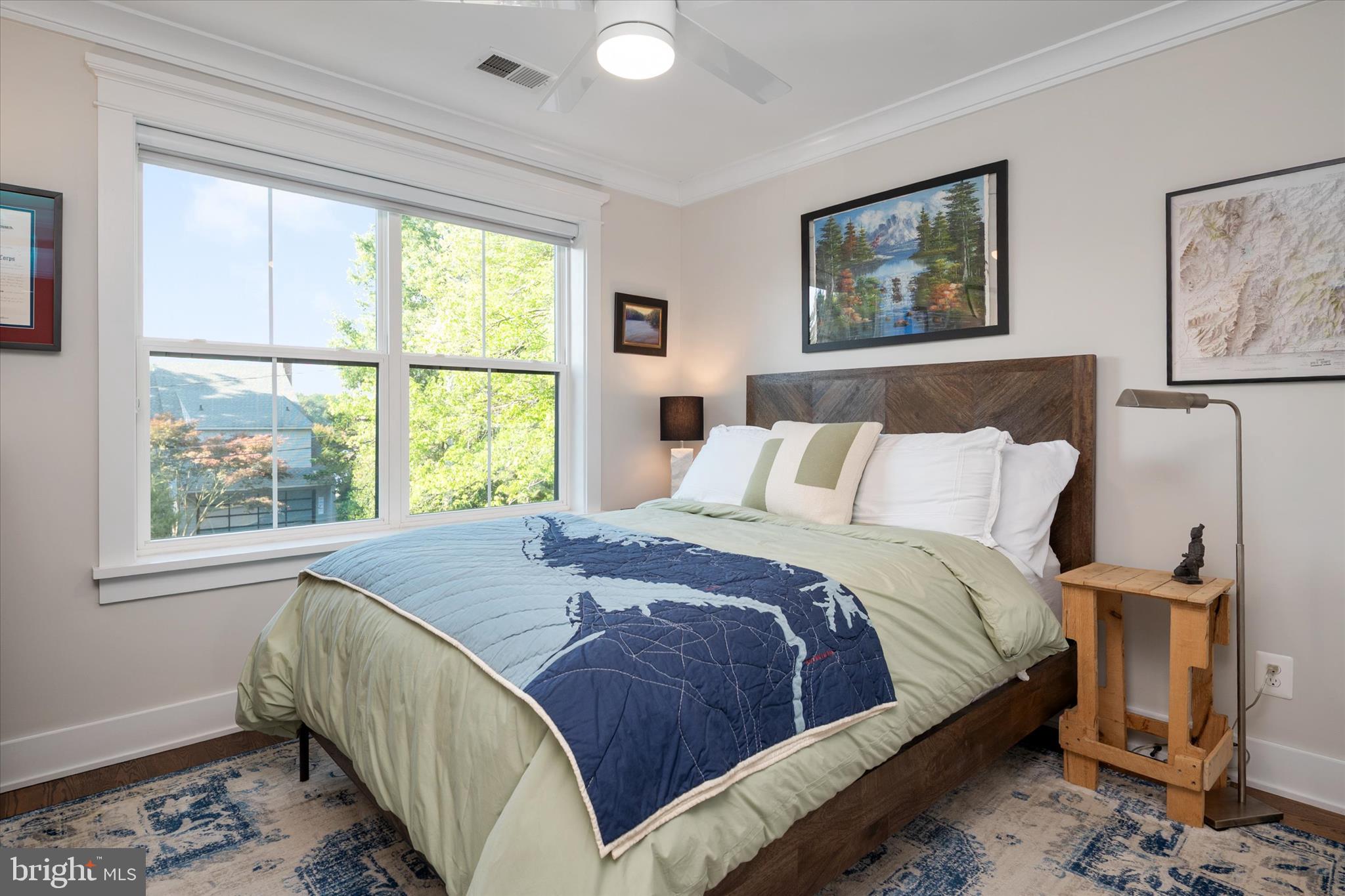 MURRAY HILL - Residential