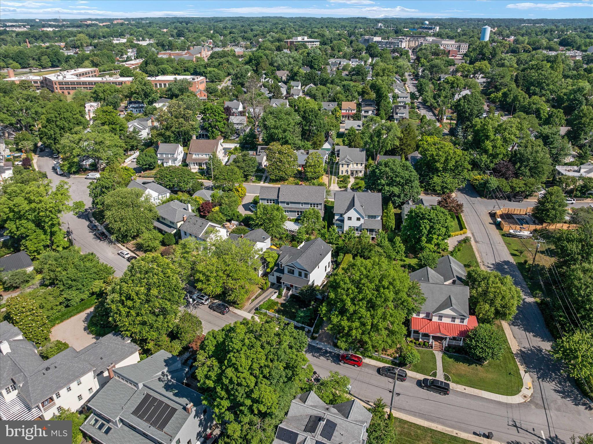 MURRAY HILL - Residential