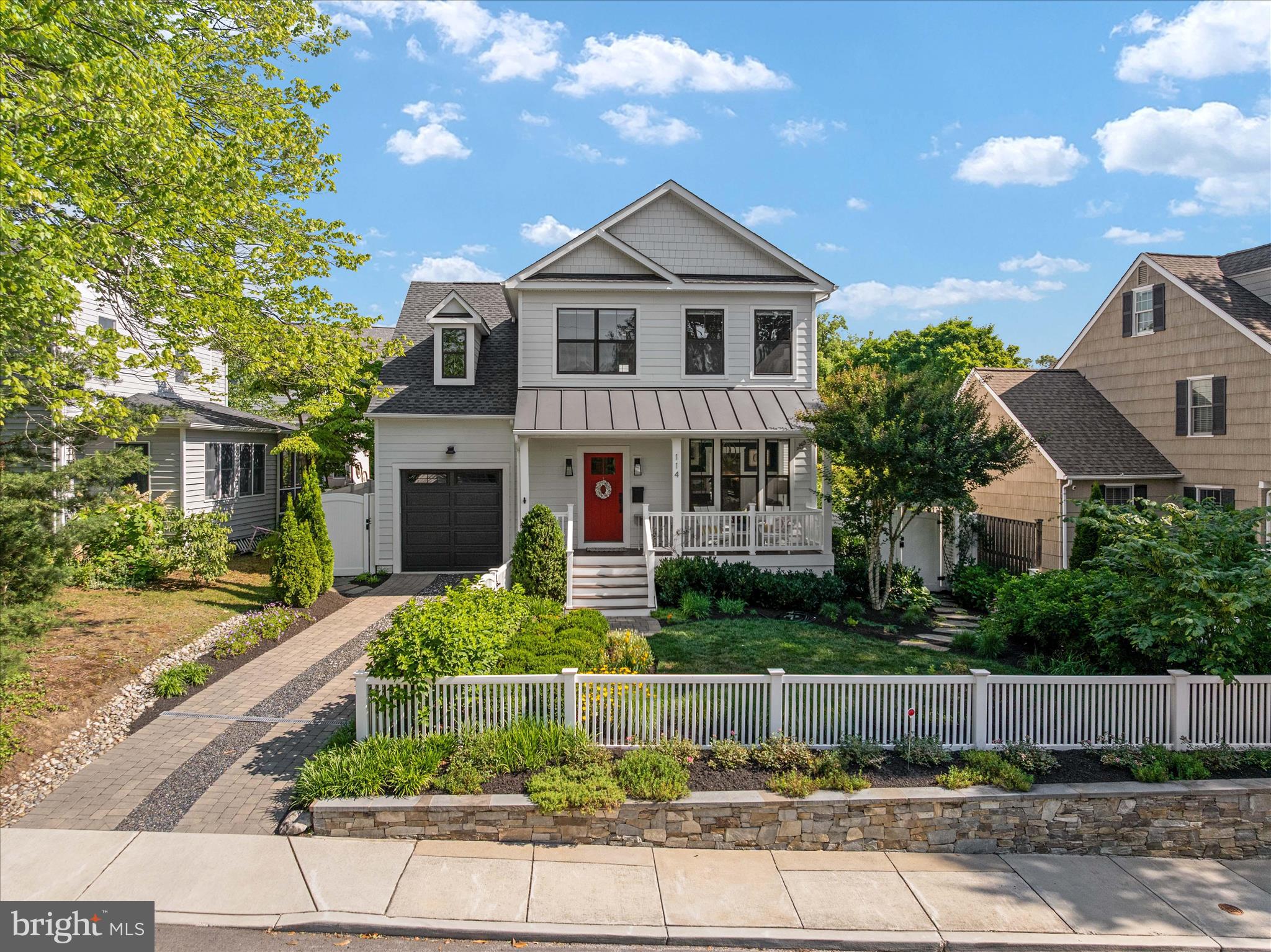 MURRAY HILL - Residential