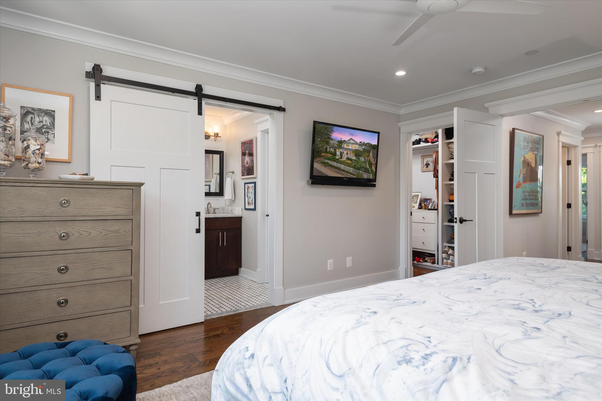 MURRAY HILL - Residential