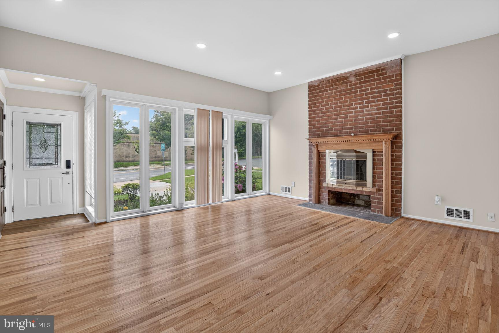 TWINBROOK FOREST - Residential