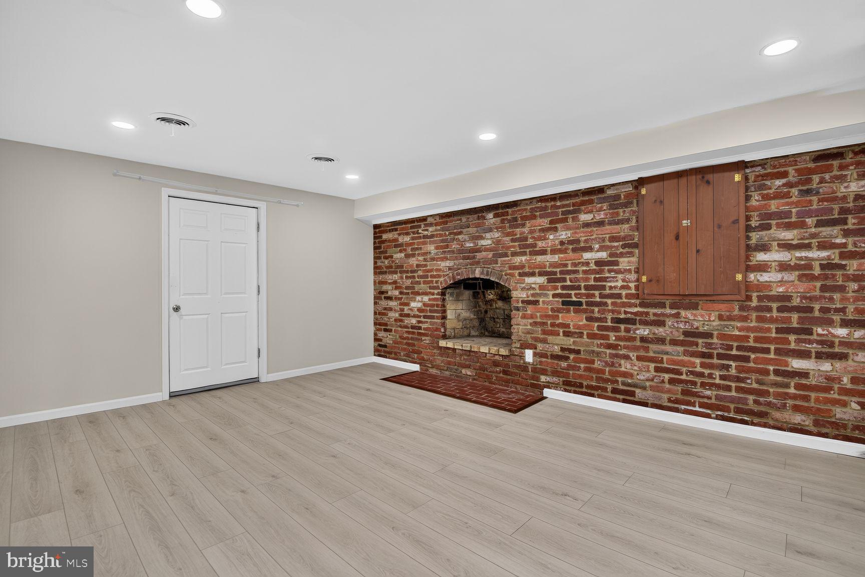 TWINBROOK FOREST - Residential