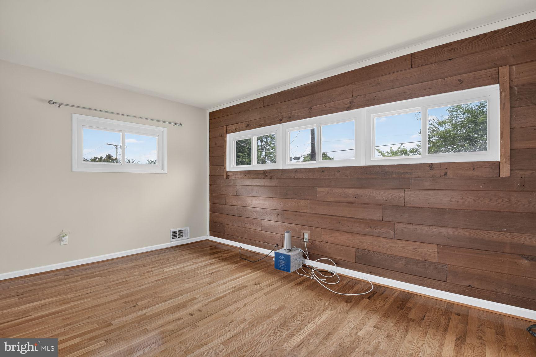 TWINBROOK FOREST - Residential