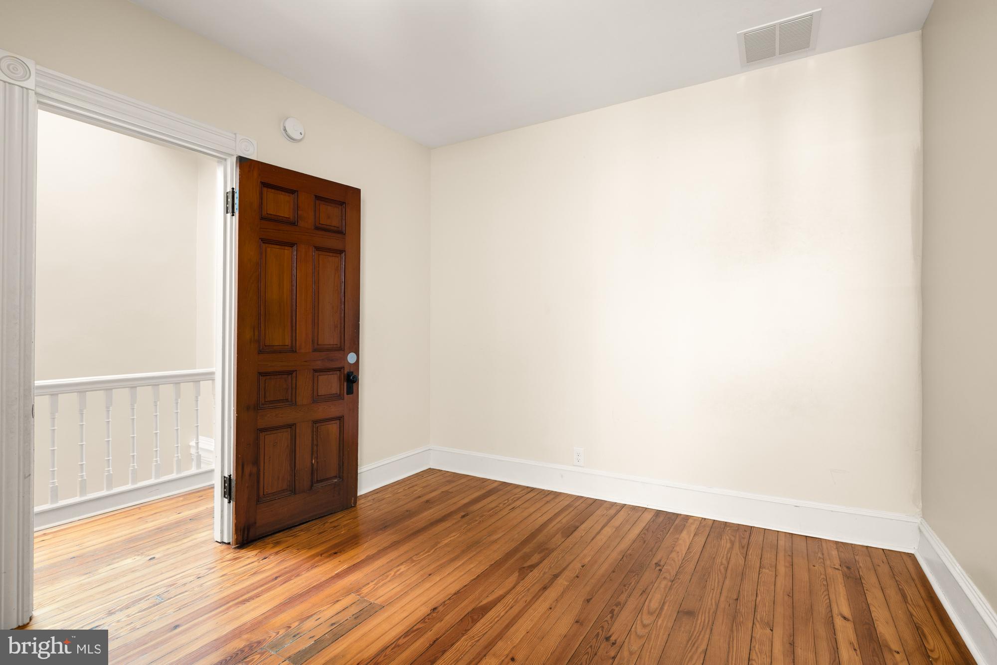 HARWOOD - Residential