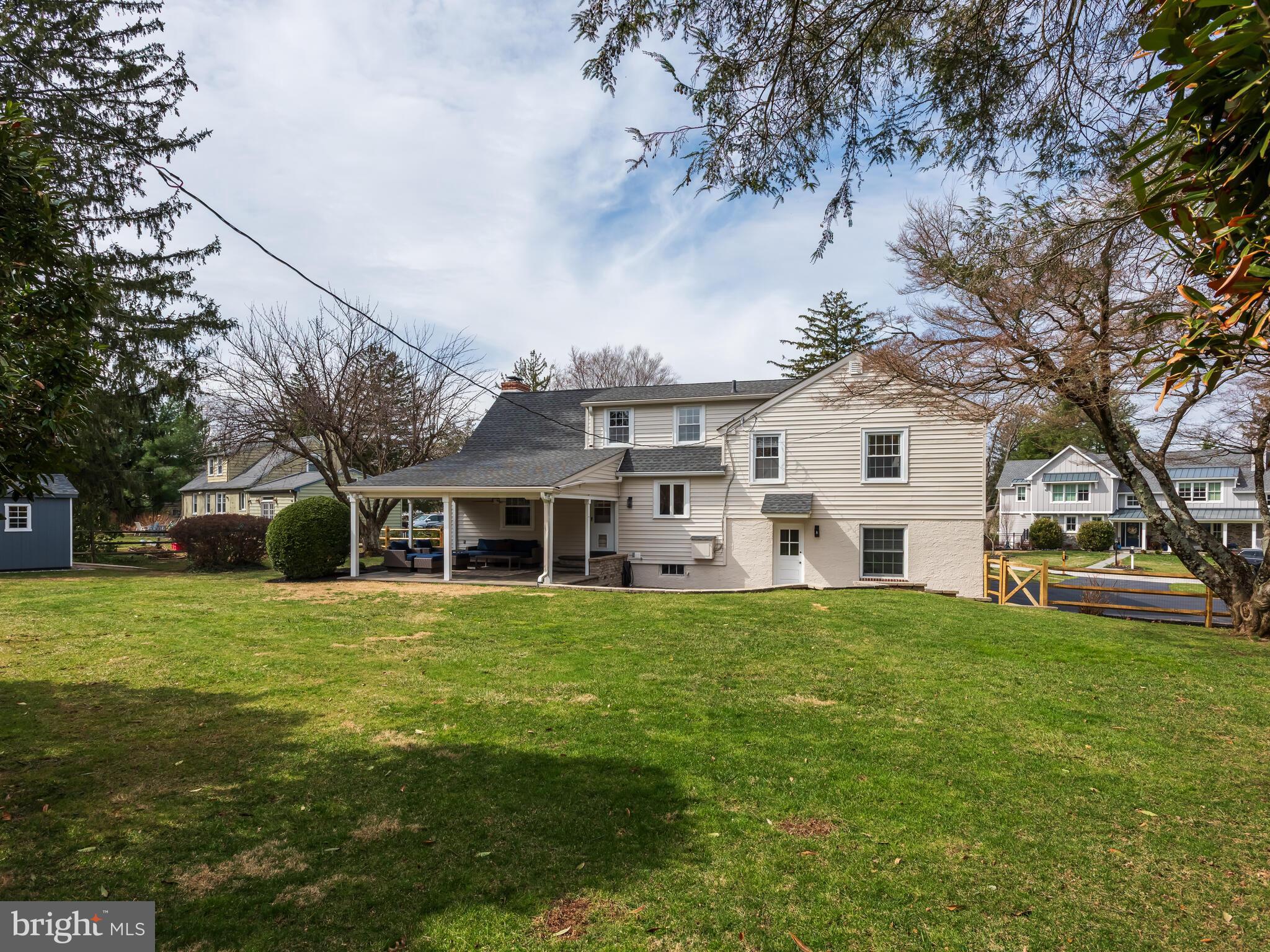 DEEPDALE - Residential