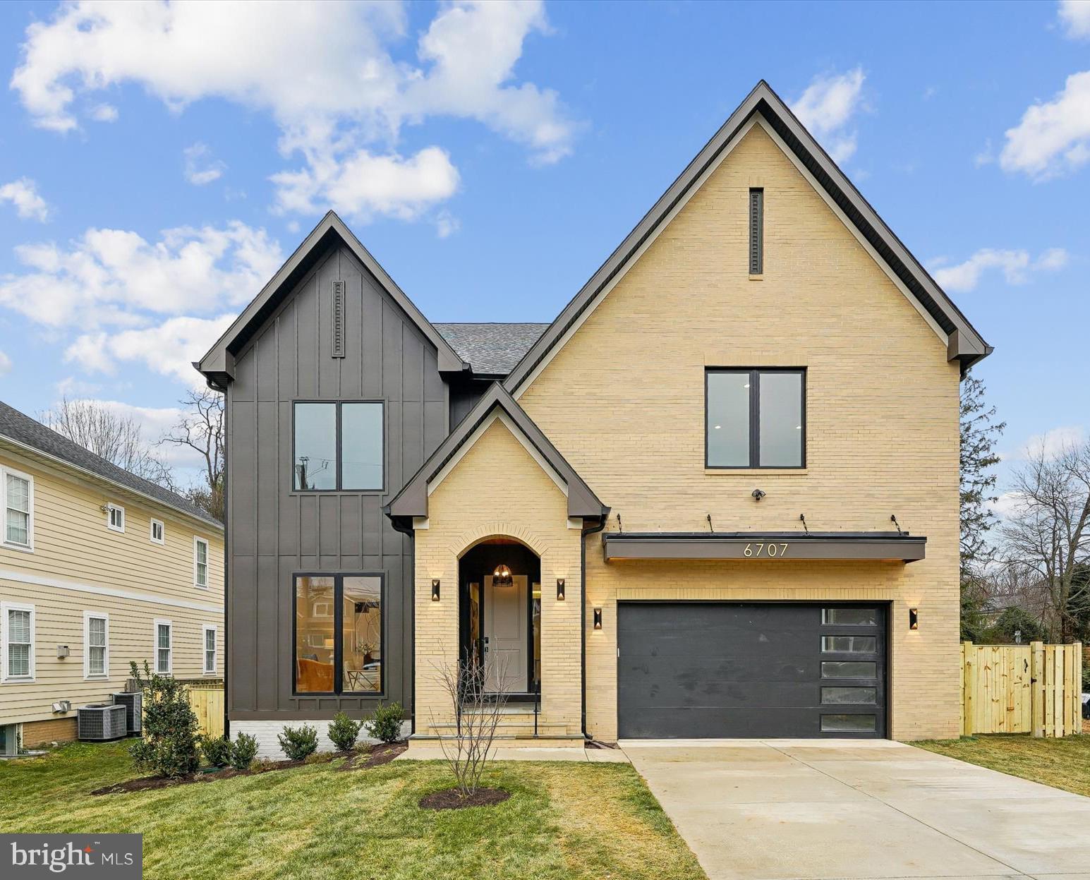 BRILYN PARK - Residential