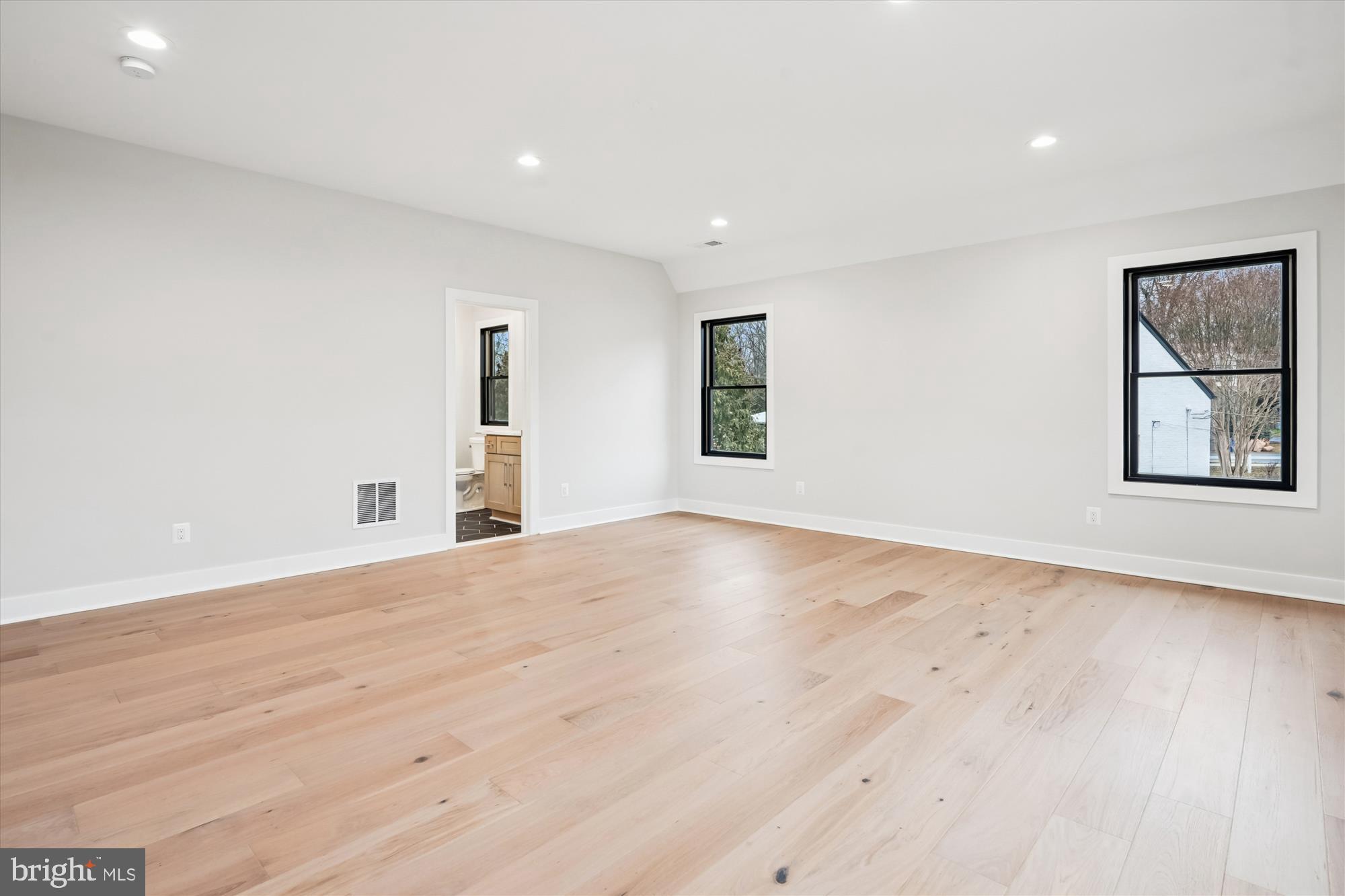 BRILYN PARK - Residential