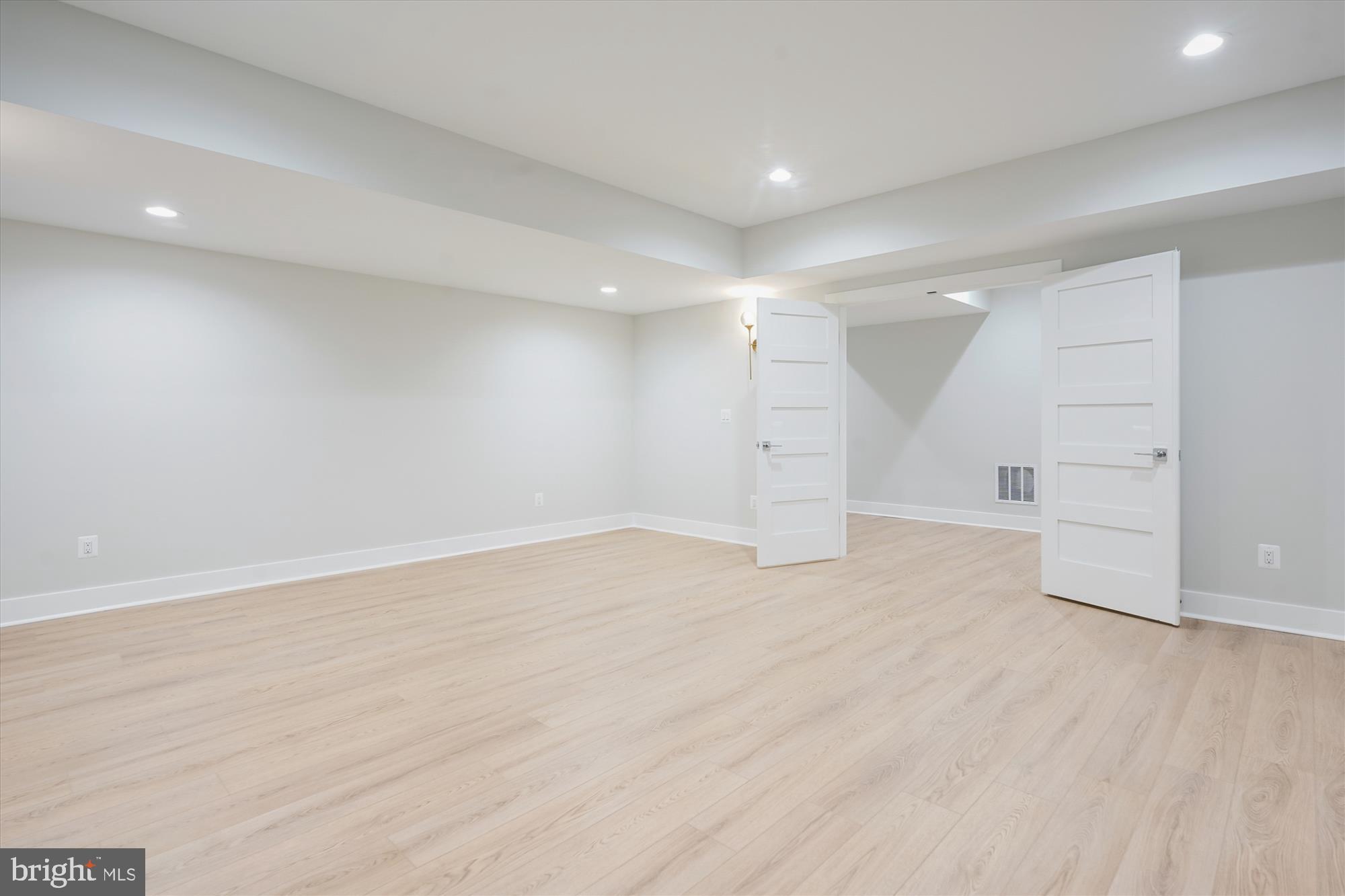 BRILYN PARK - Residential