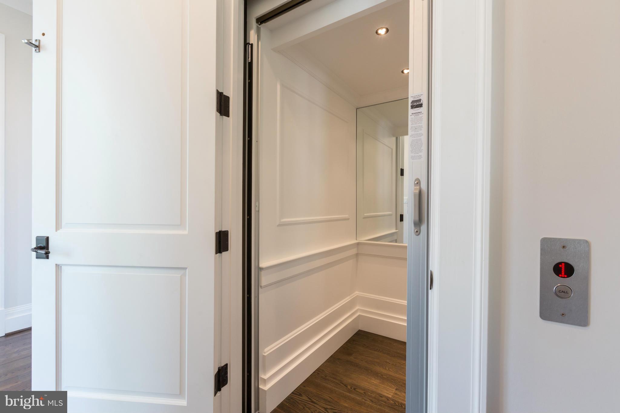 WESLEY HEIGHTS - Residential