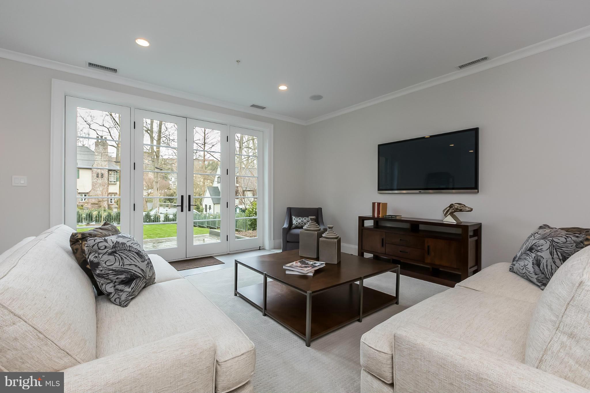 WESLEY HEIGHTS - Residential
