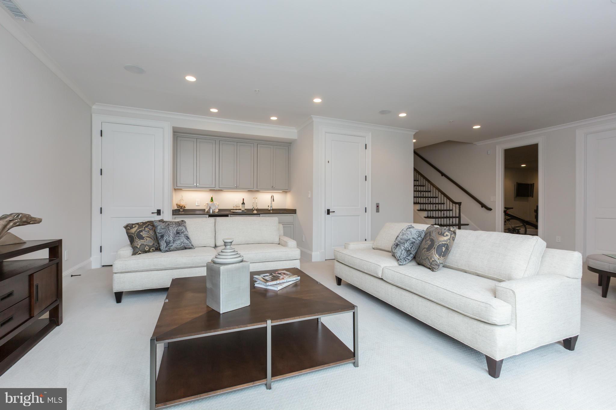WESLEY HEIGHTS - Residential