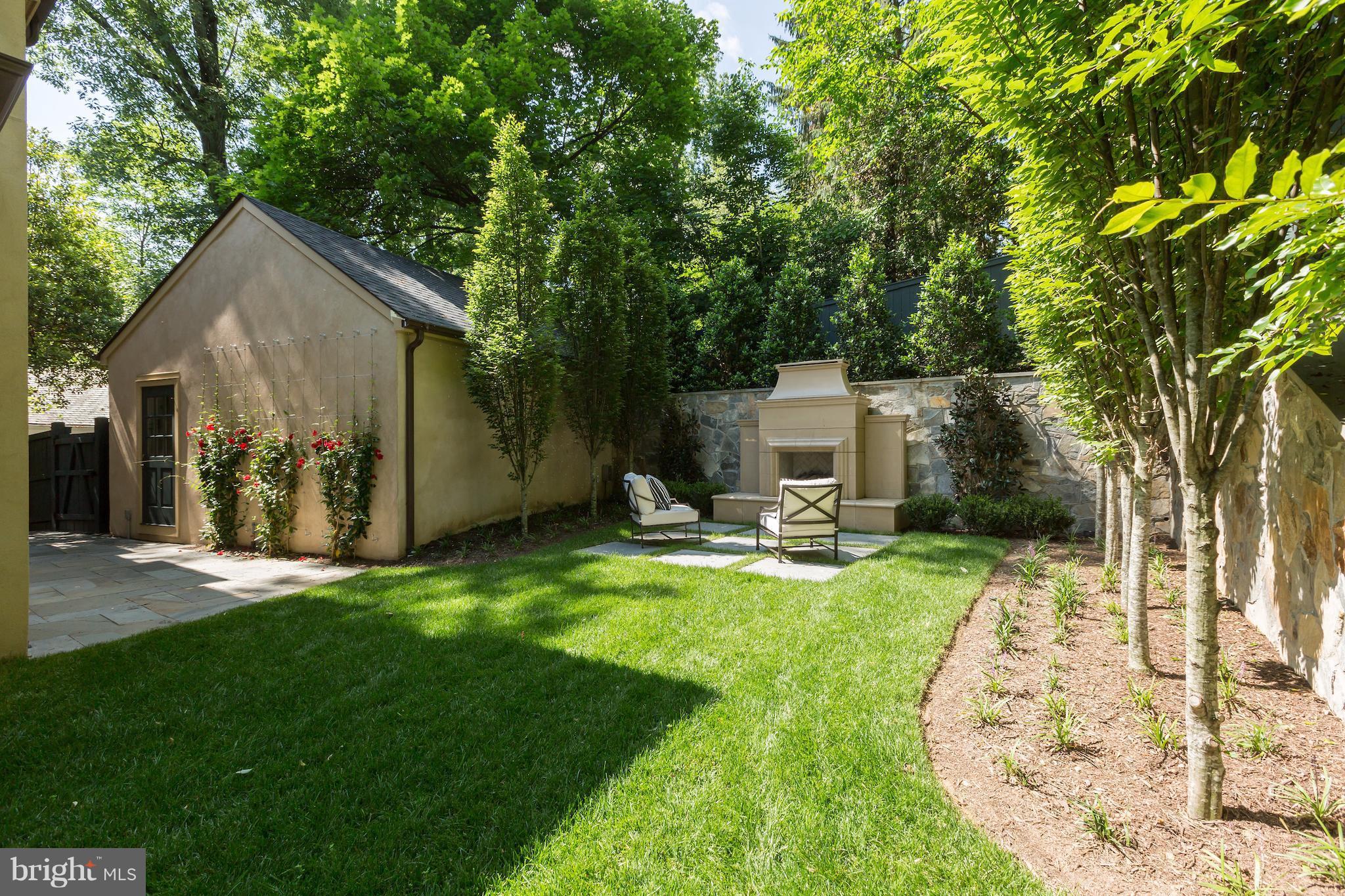 WESLEY HEIGHTS - Residential