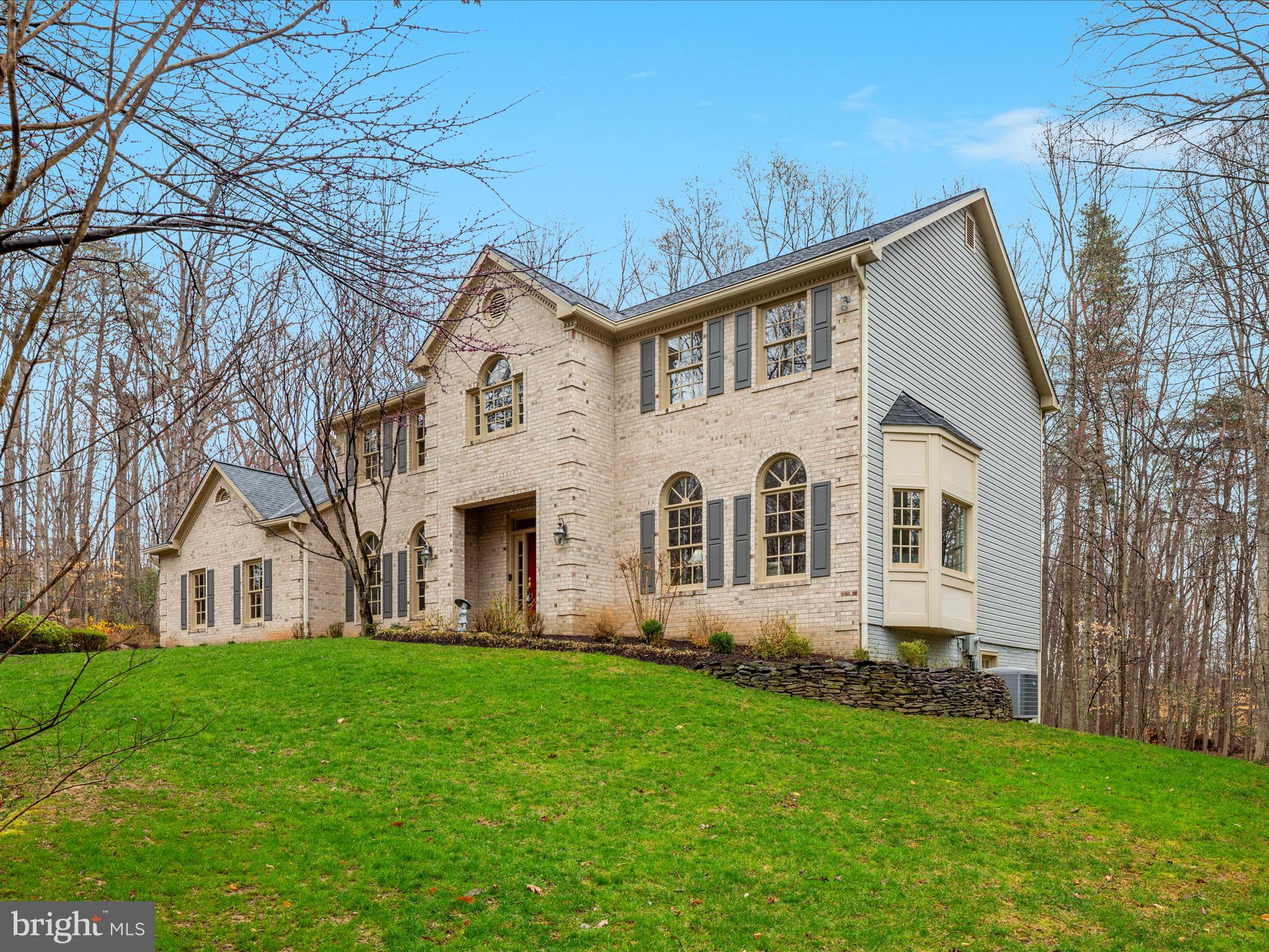 CLIFTON - Residential
