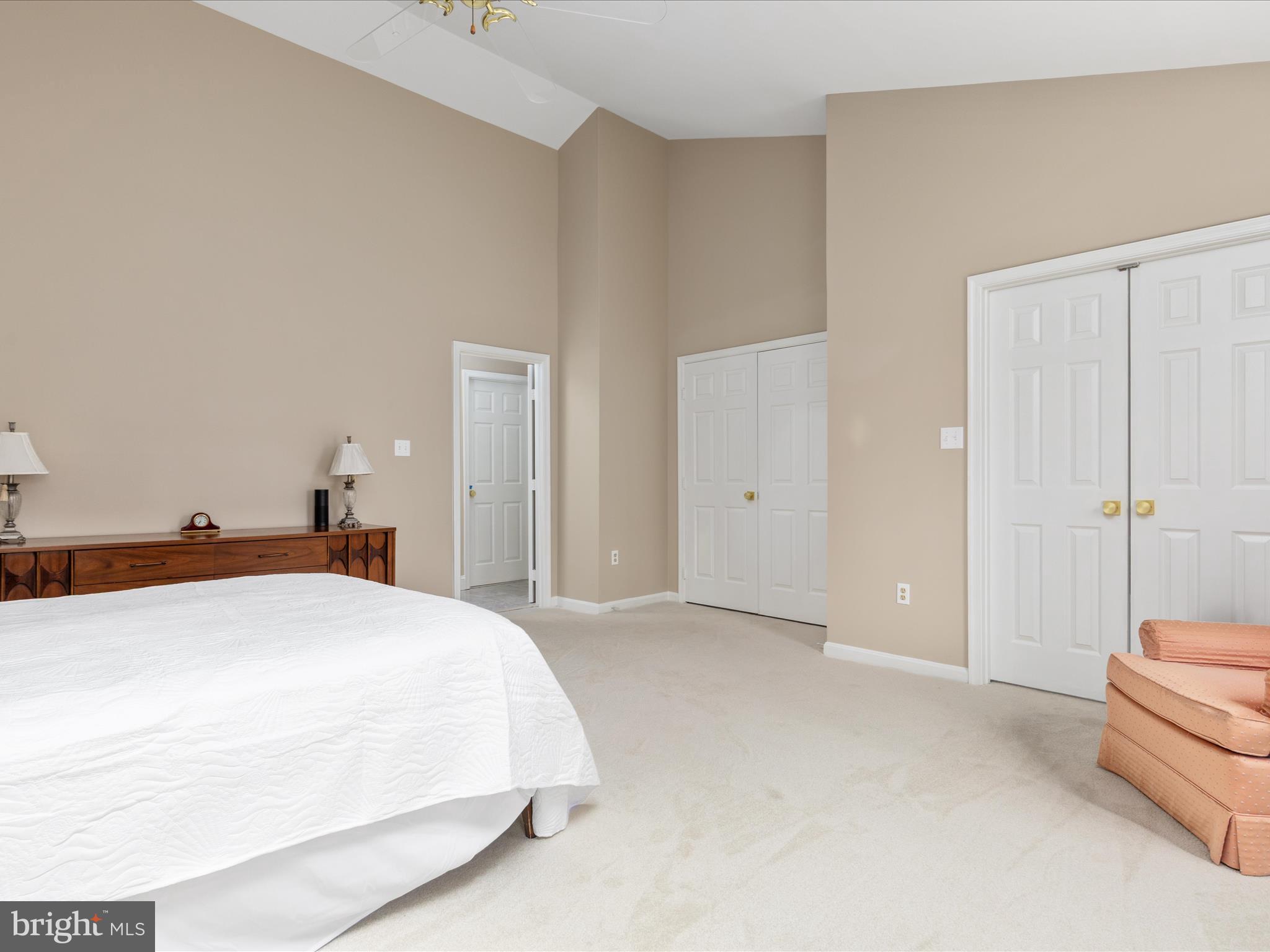 CLIFTON - Residential