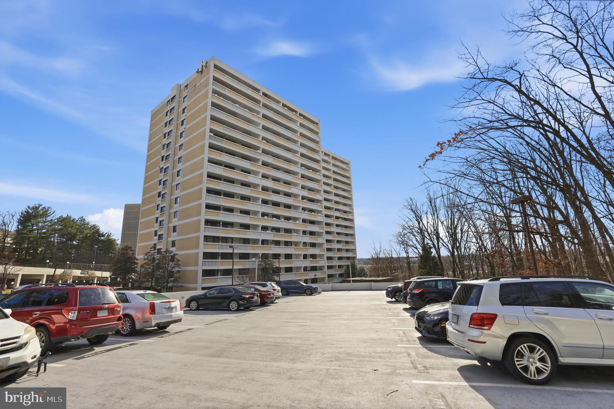 ALEXANDRIA KNOLLS - Residential