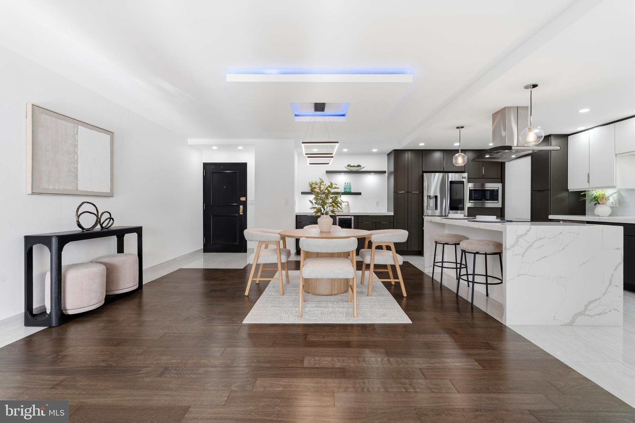 ALEXANDRIA KNOLLS - Residential