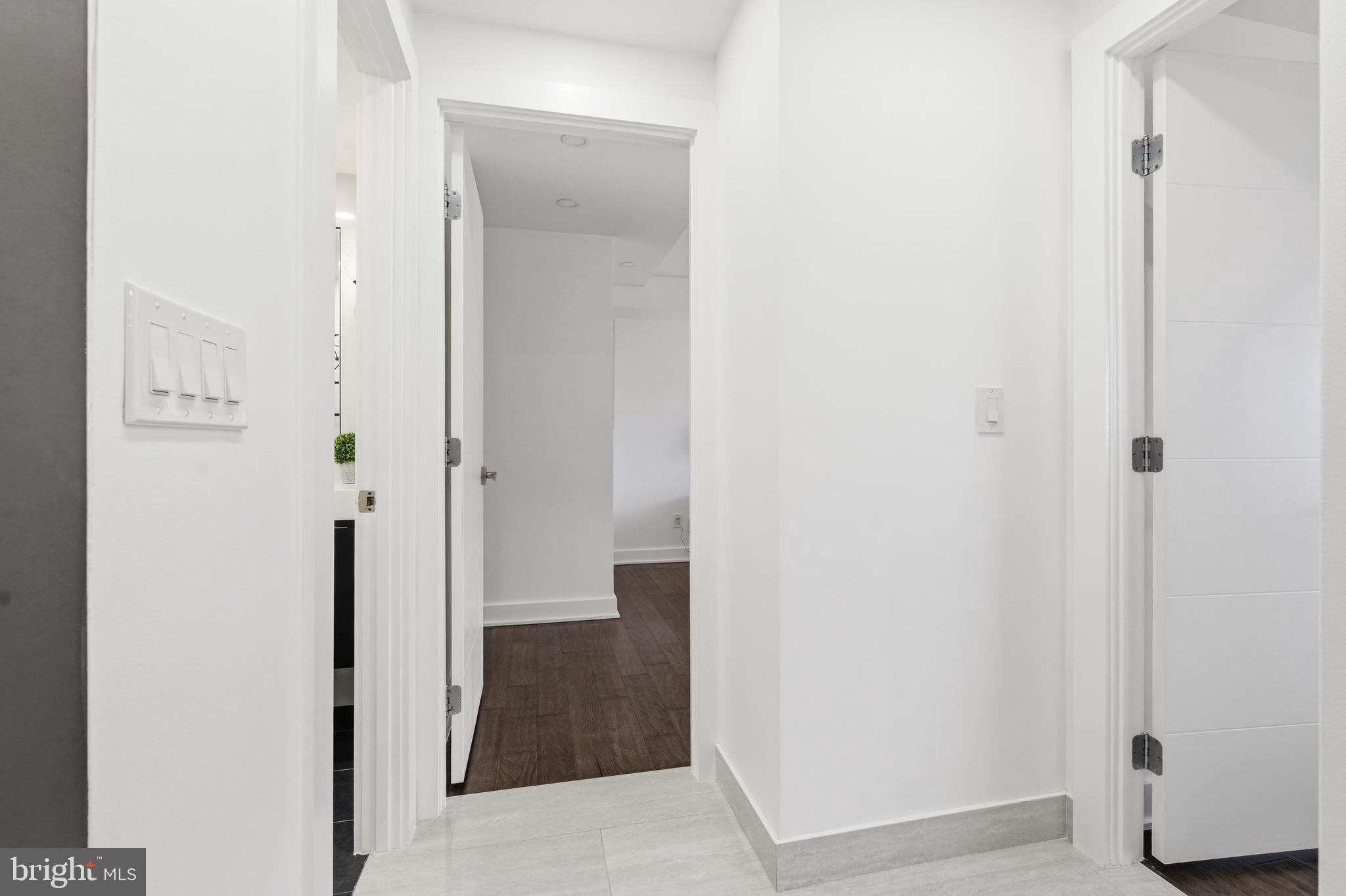 ALEXANDRIA KNOLLS - Residential