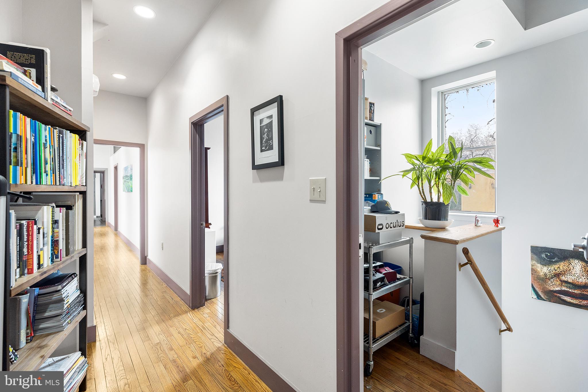 FAIRMOUNT - Commercial Sale