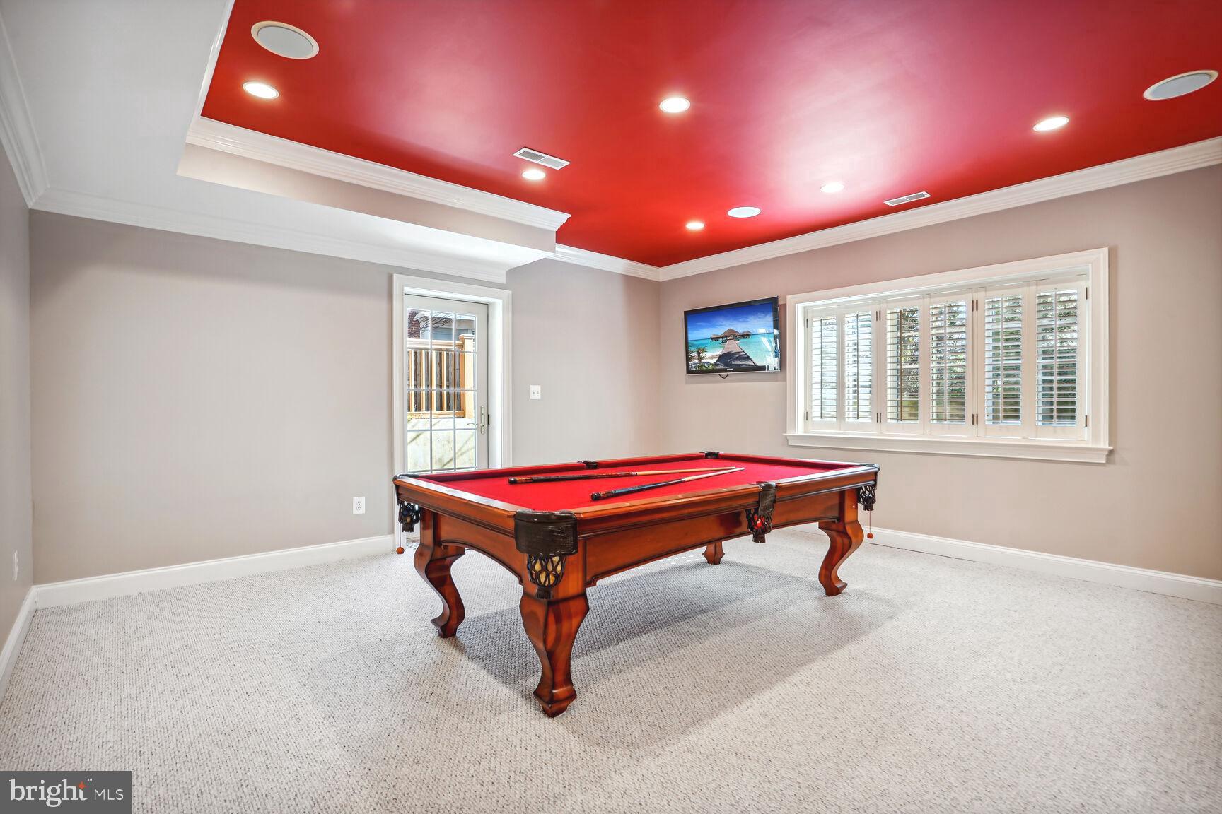ARLINGTON - Residential