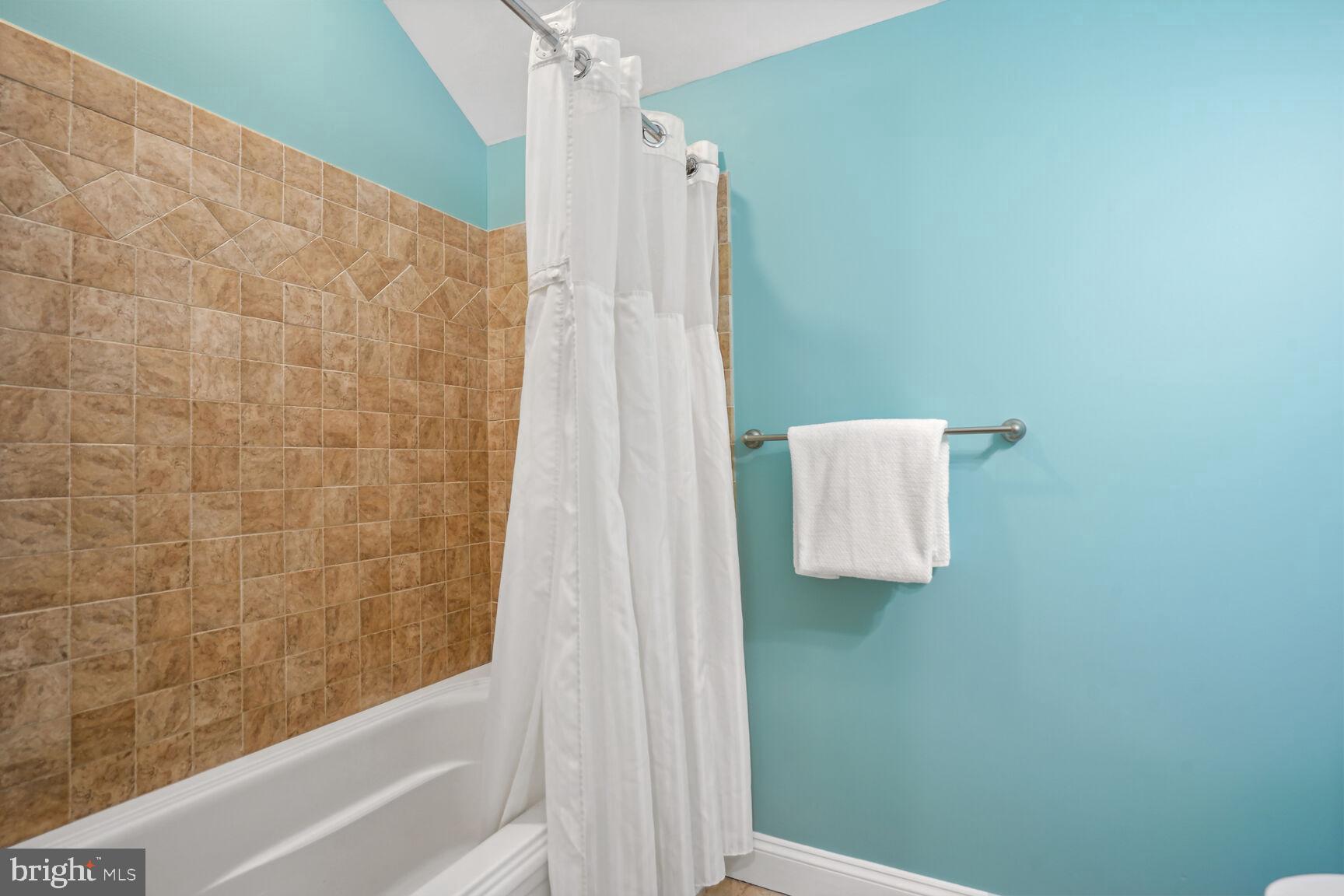 ARLINGTON - Residential