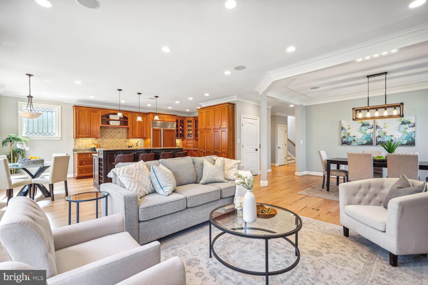 ARLINGTON - Residential