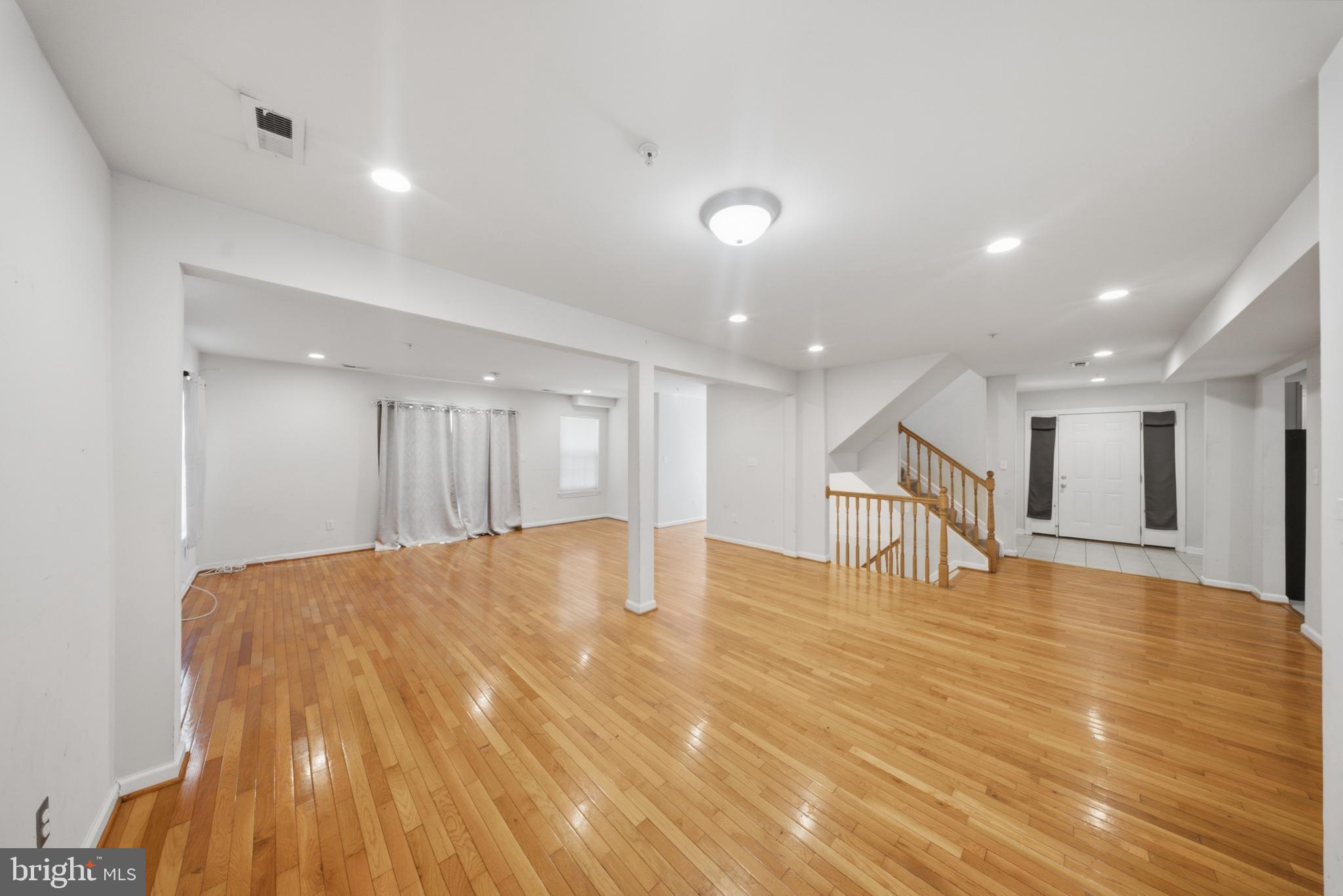 ALLENTOWN - Residential