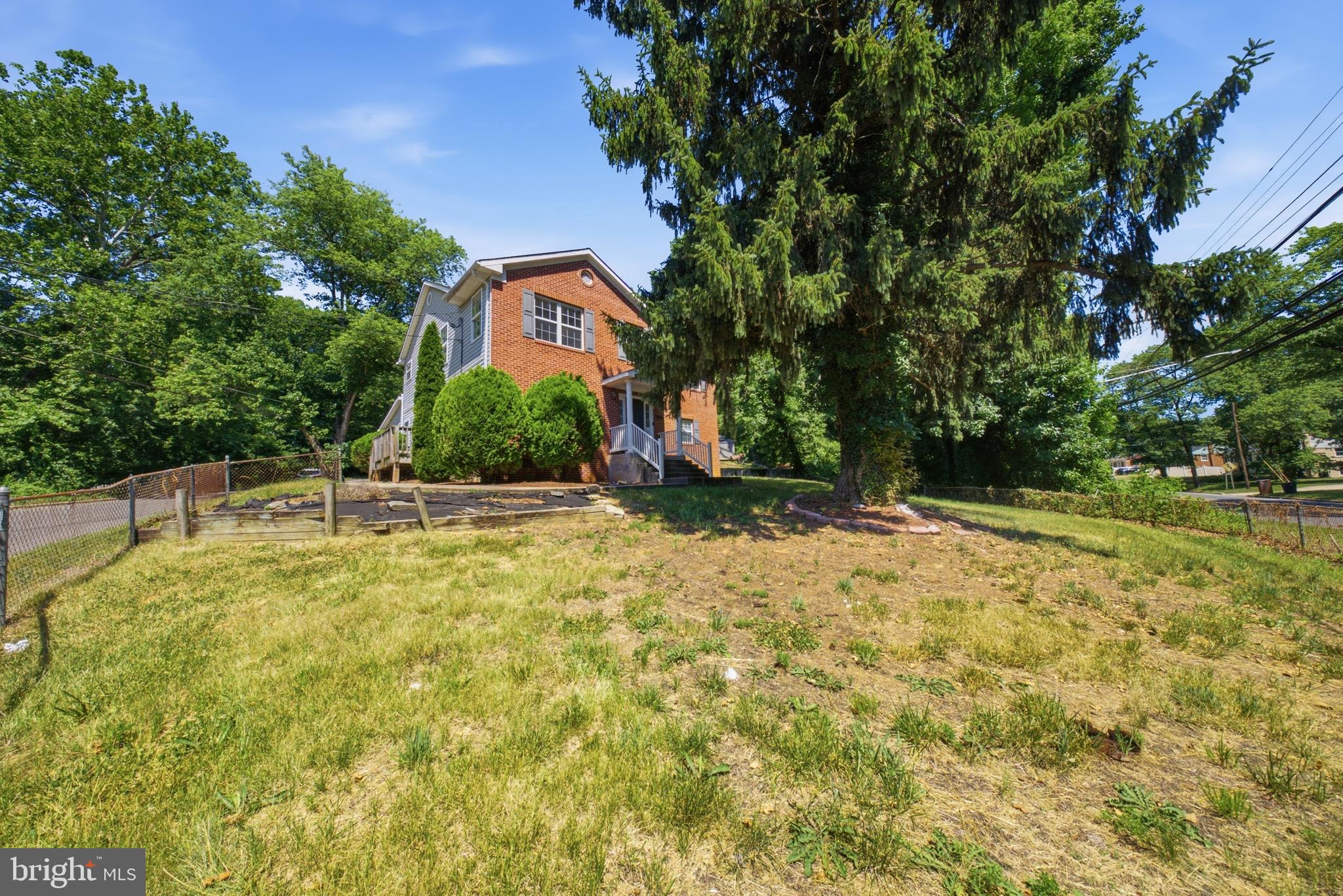 ALLENTOWN - Residential