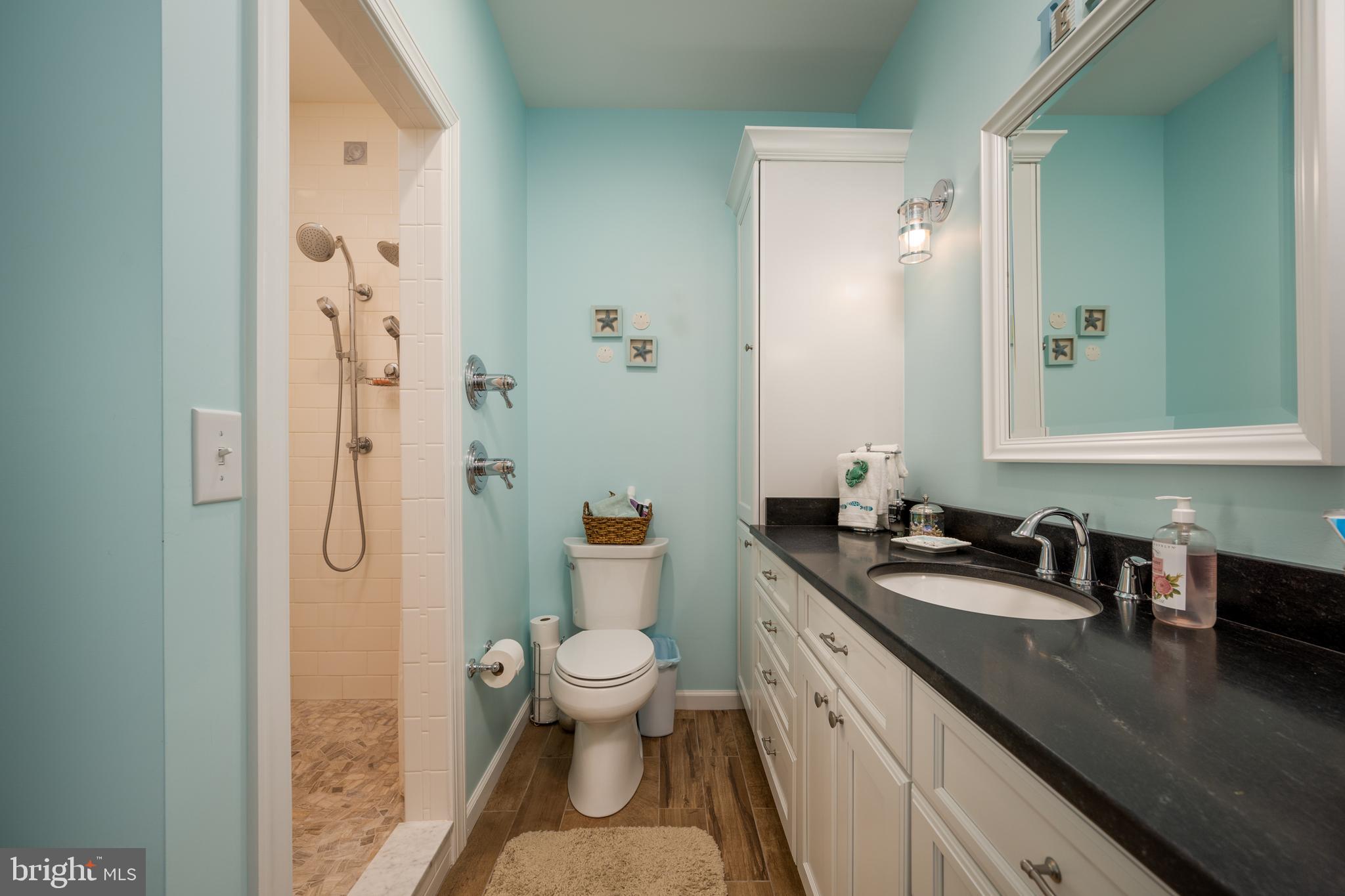 SNUG HARBOR - Residential