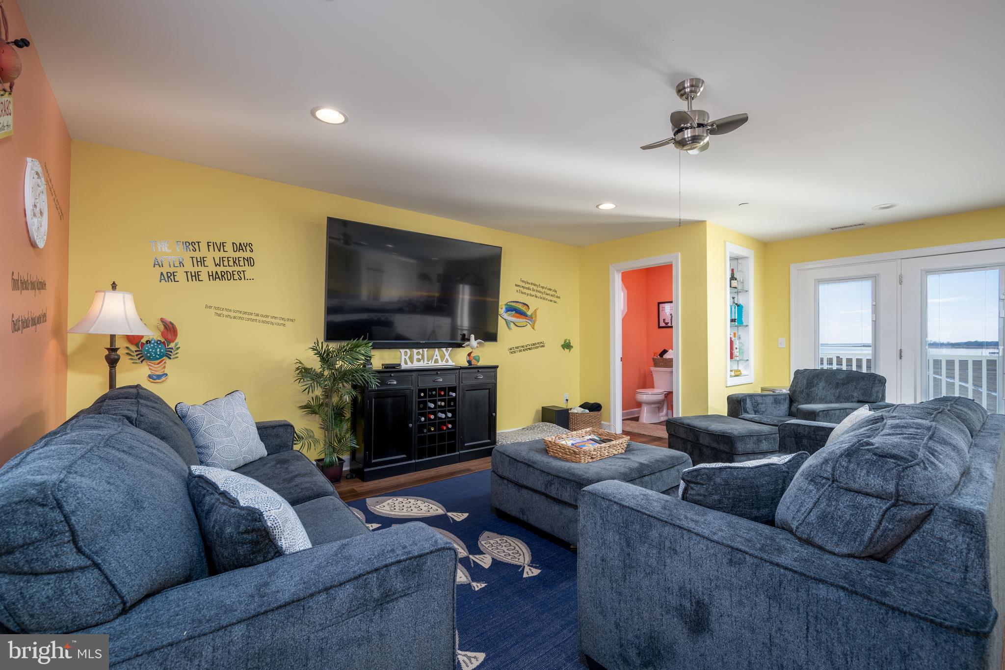 SNUG HARBOR - Residential