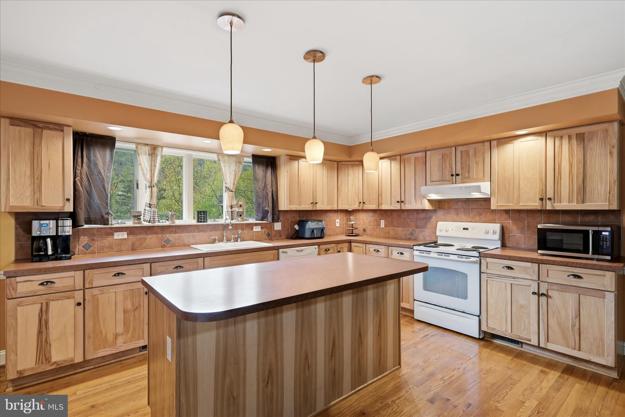 RITTERS HIDDEN VALLEY ESTATES - Residential