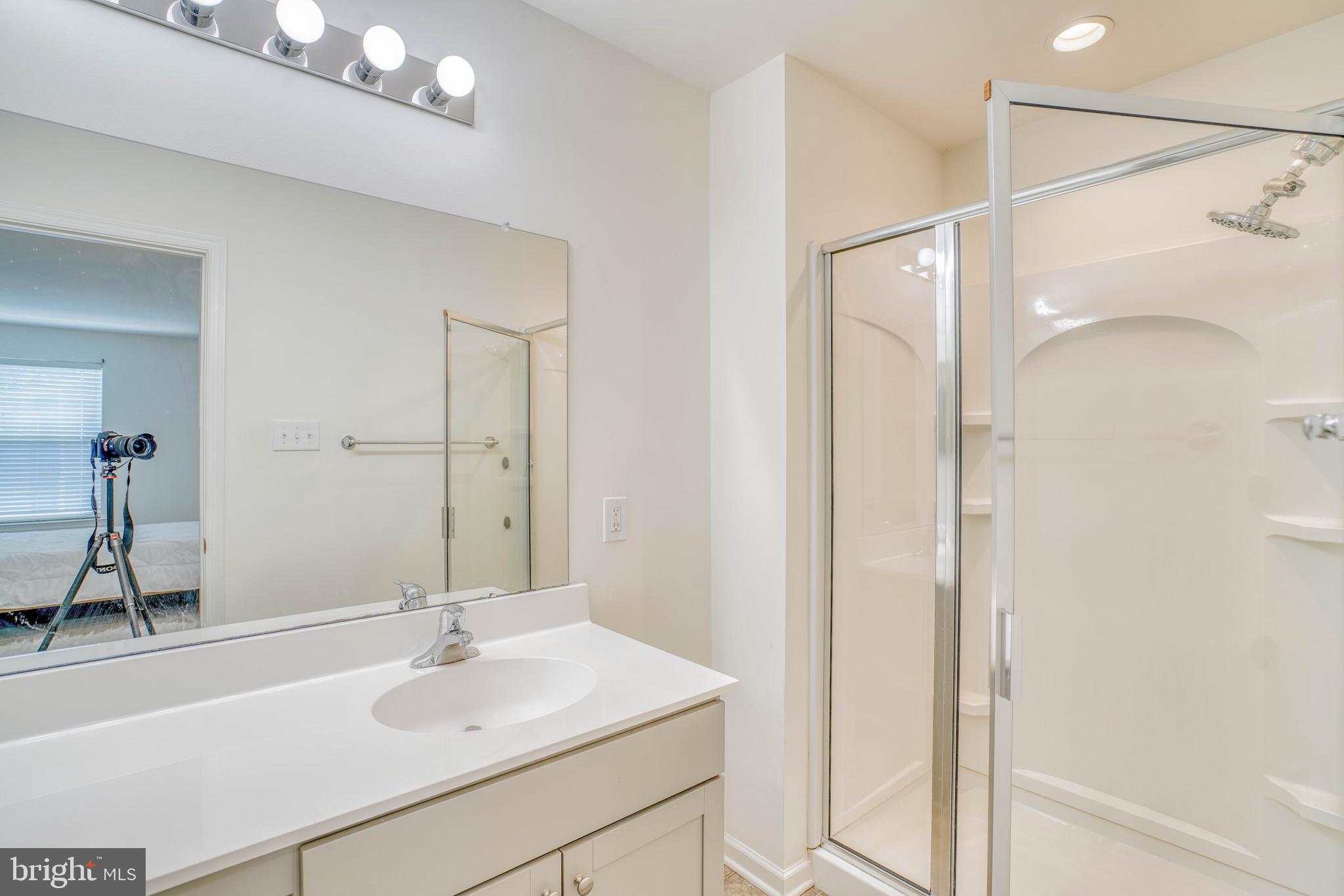 ARBOR KNOLL - Residential
