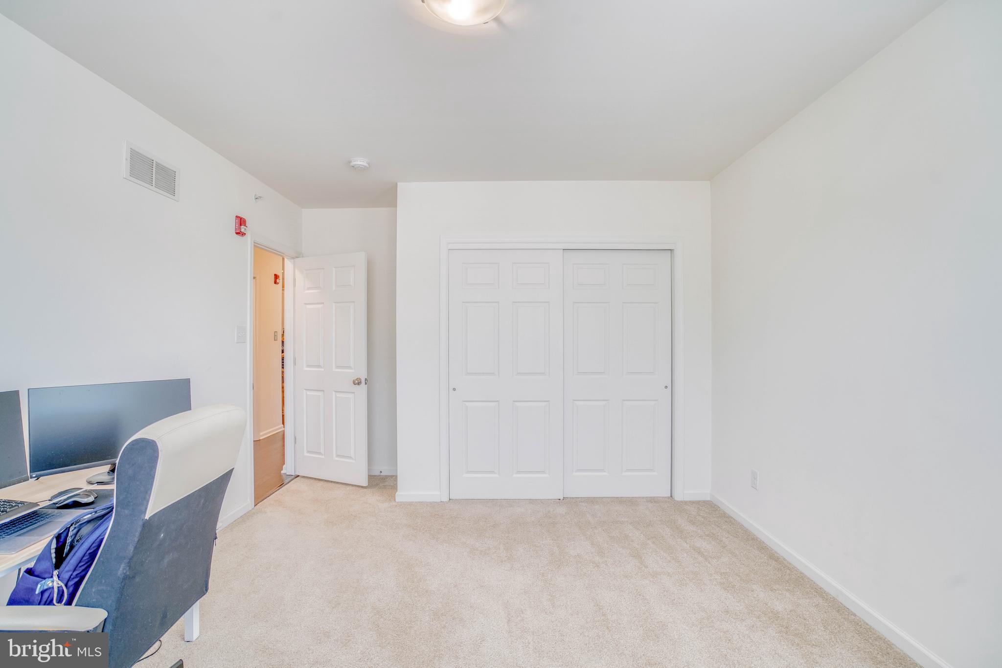 ARBOR KNOLL - Residential