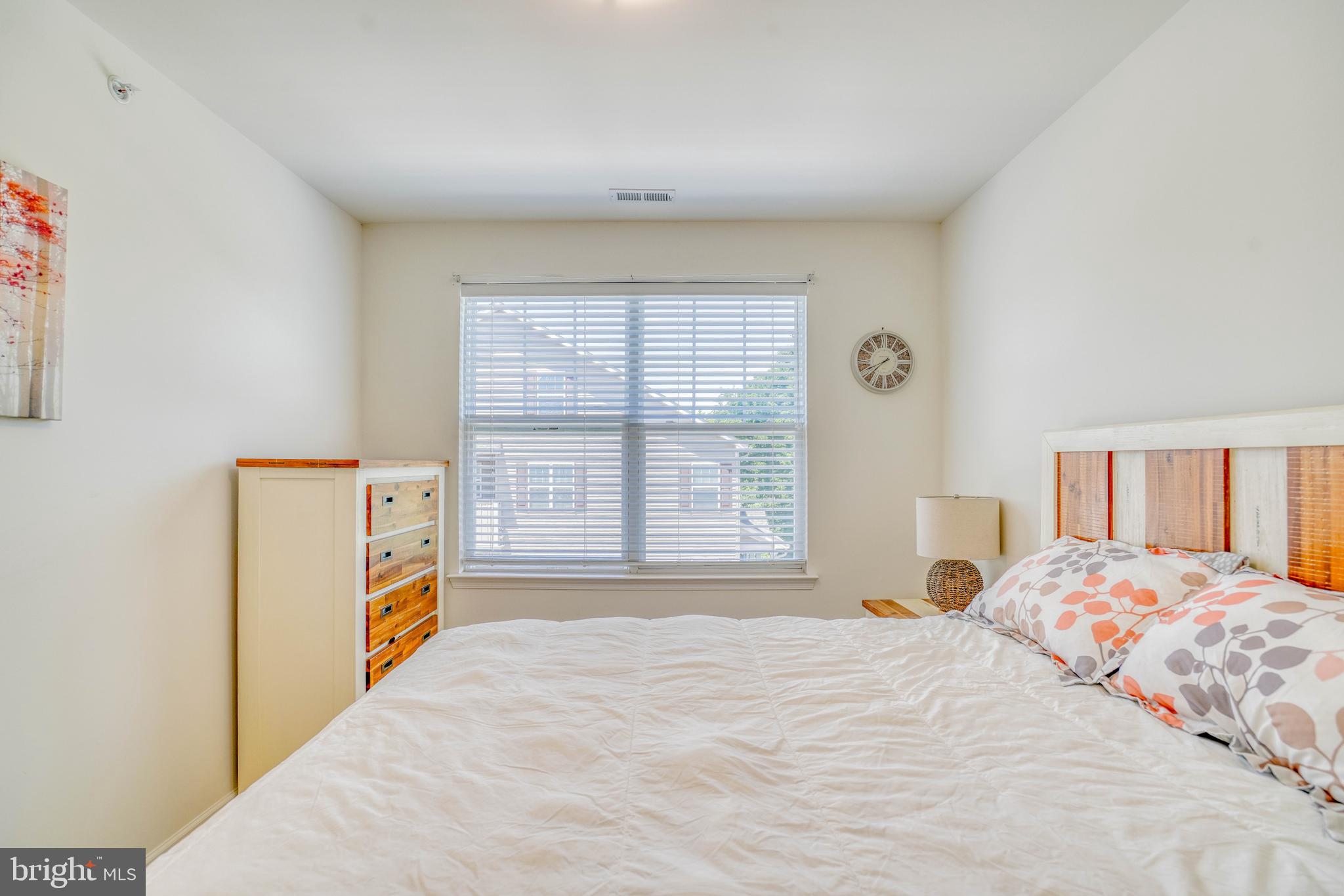 ARBOR KNOLL - Residential