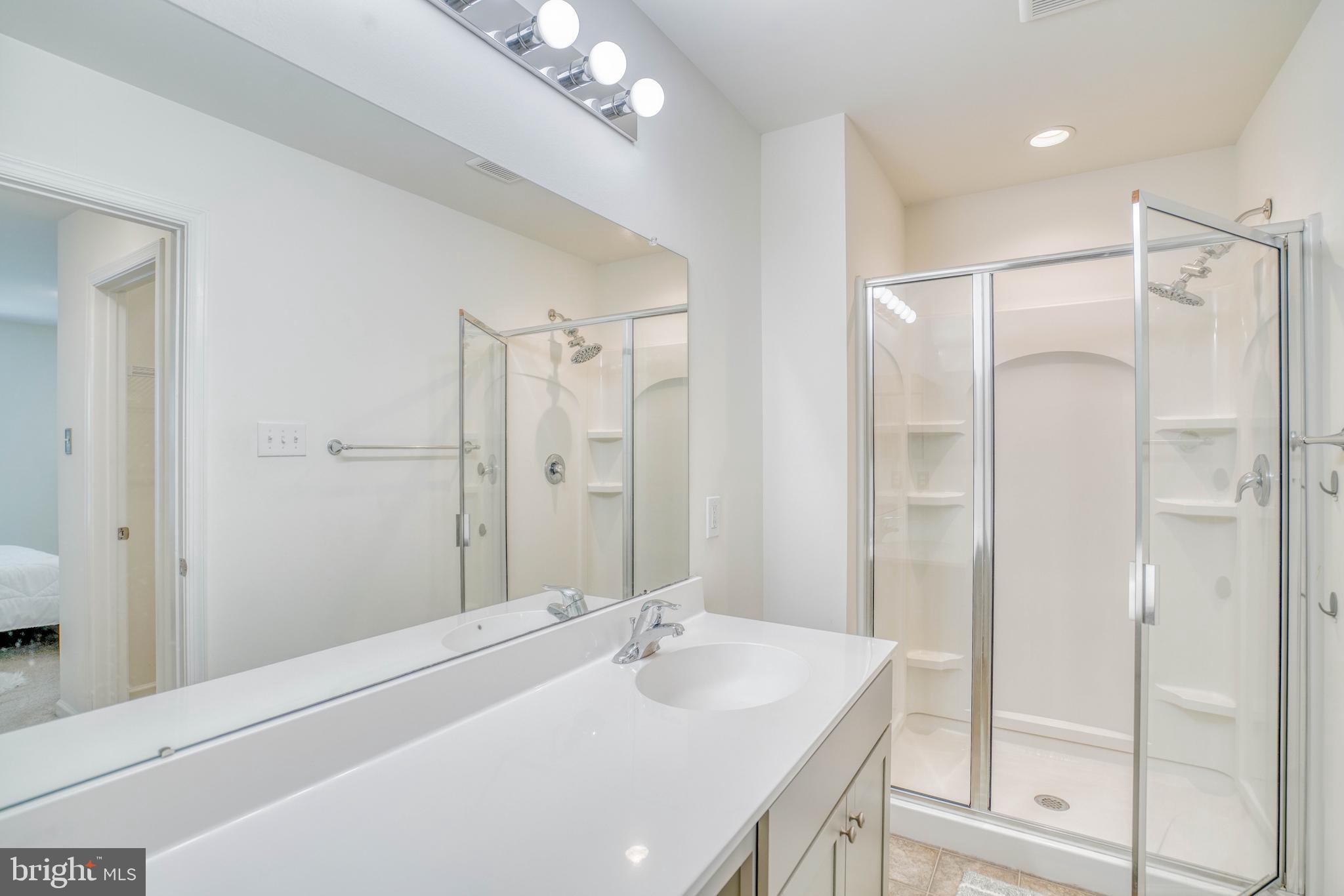 ARBOR KNOLL - Residential