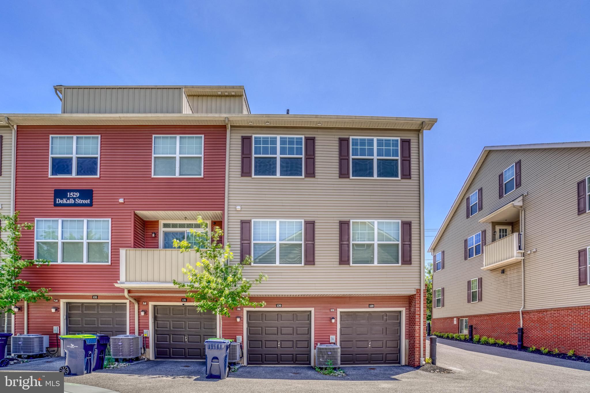 ARBOR KNOLL - Residential