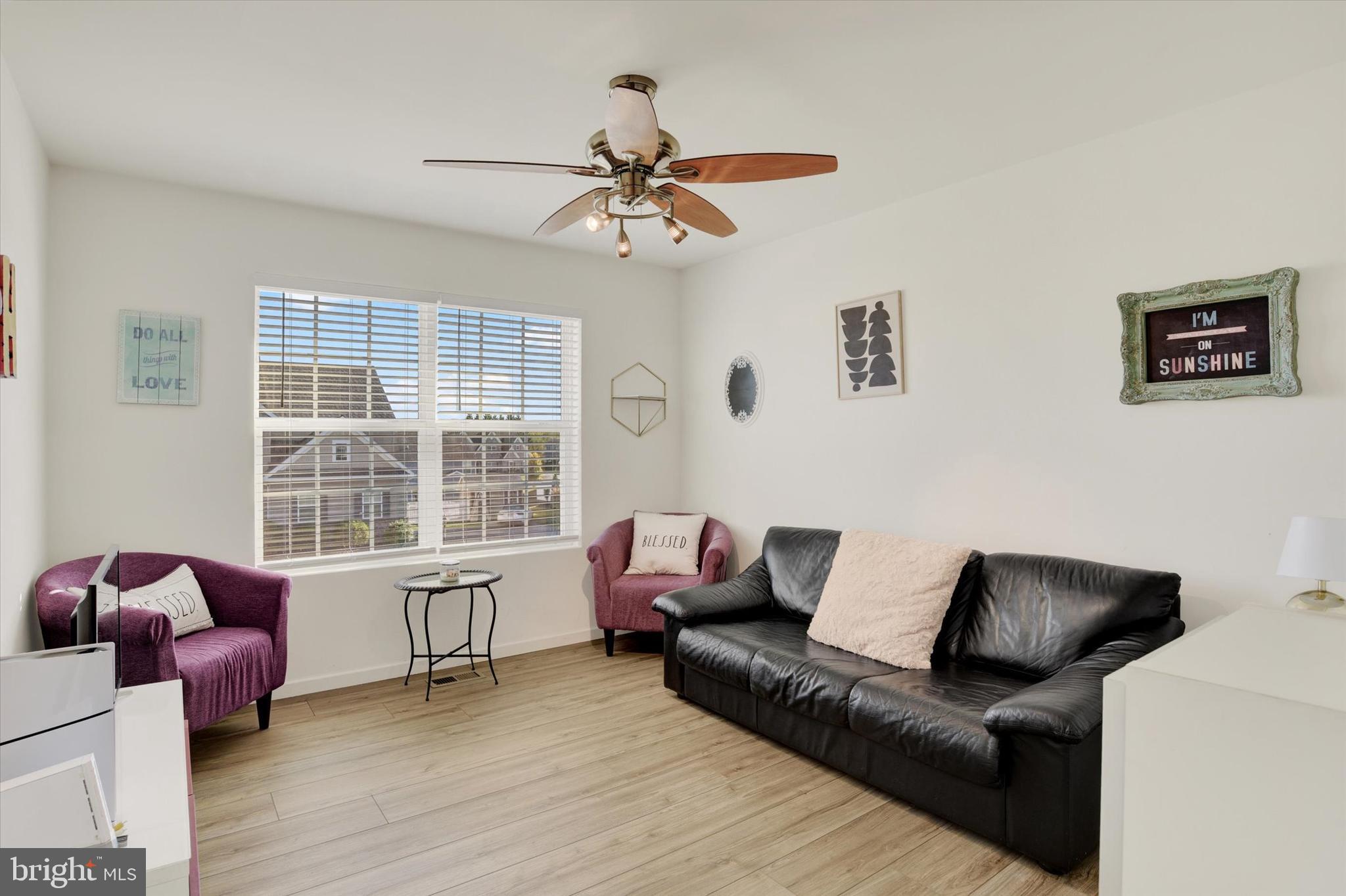 WOODBRIDGE FARMS - Residential
