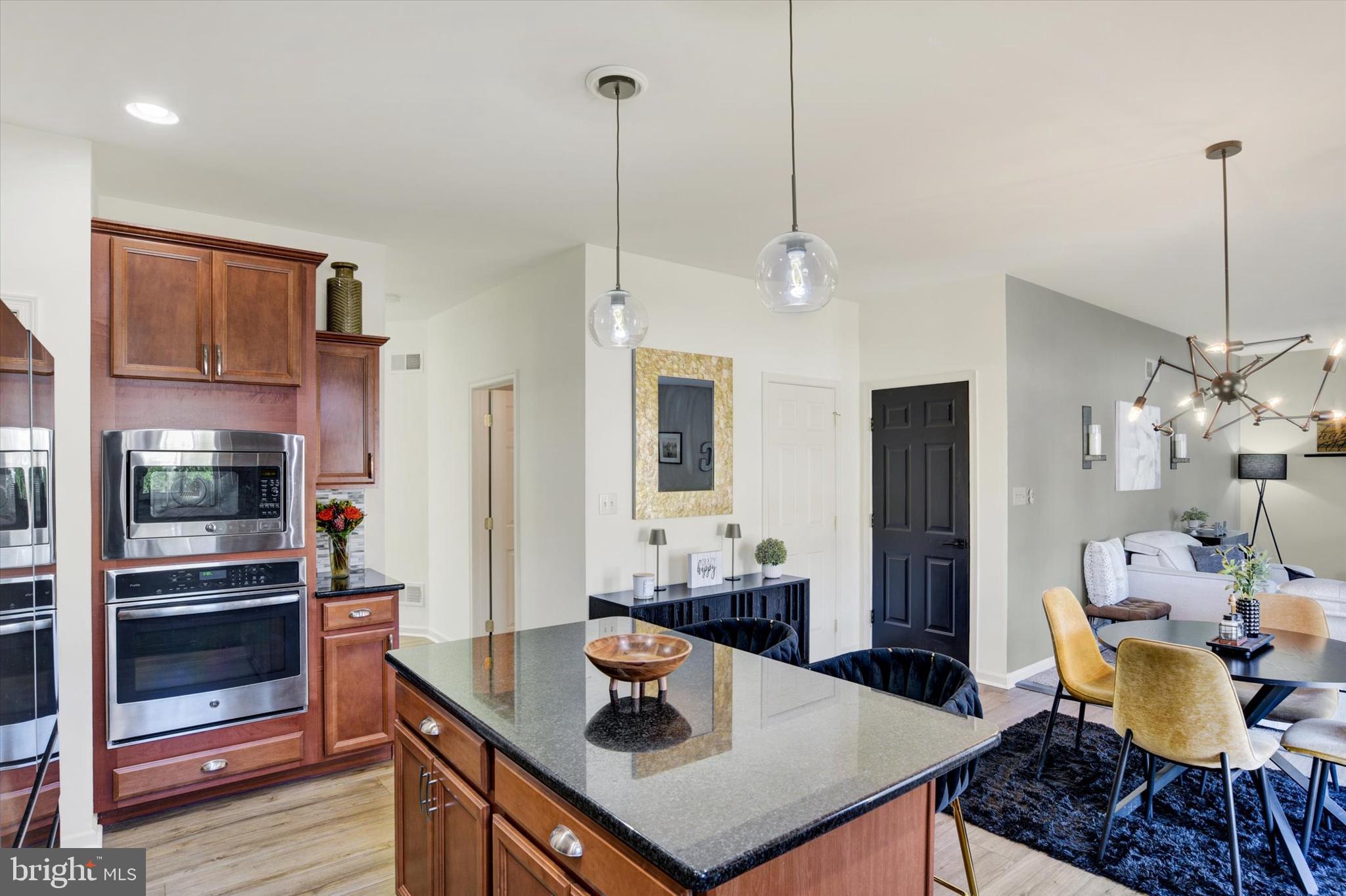 WOODBRIDGE FARMS - Residential