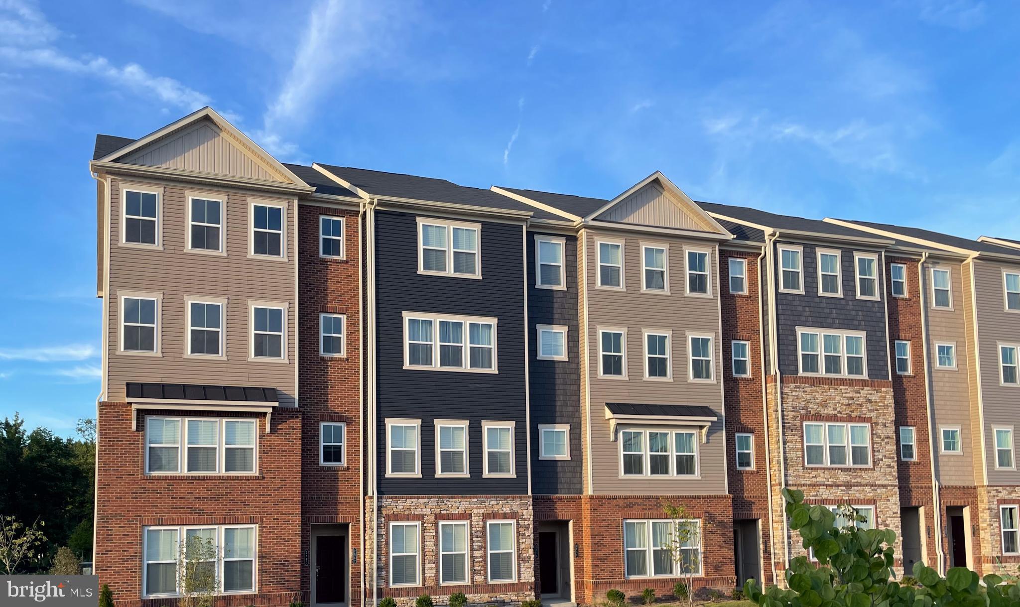 PARKSIDE - Residential