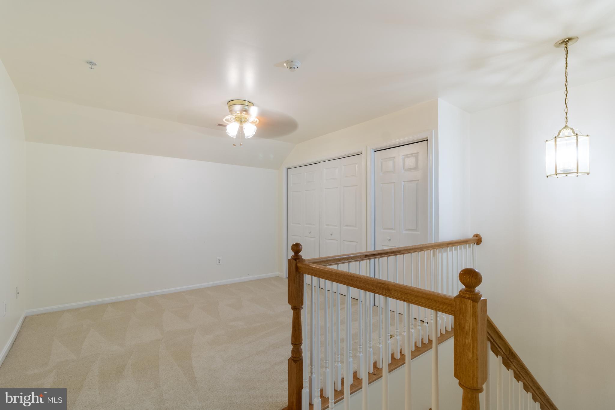 THE VILLAS OF ROCK OAK - Residential