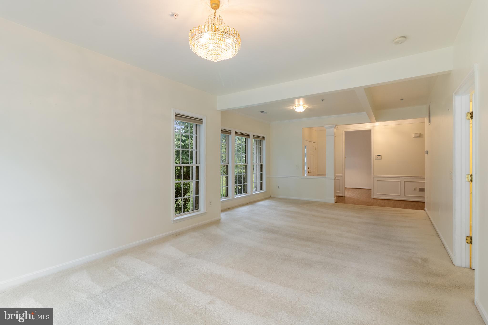 THE VILLAS OF ROCK OAK - Residential