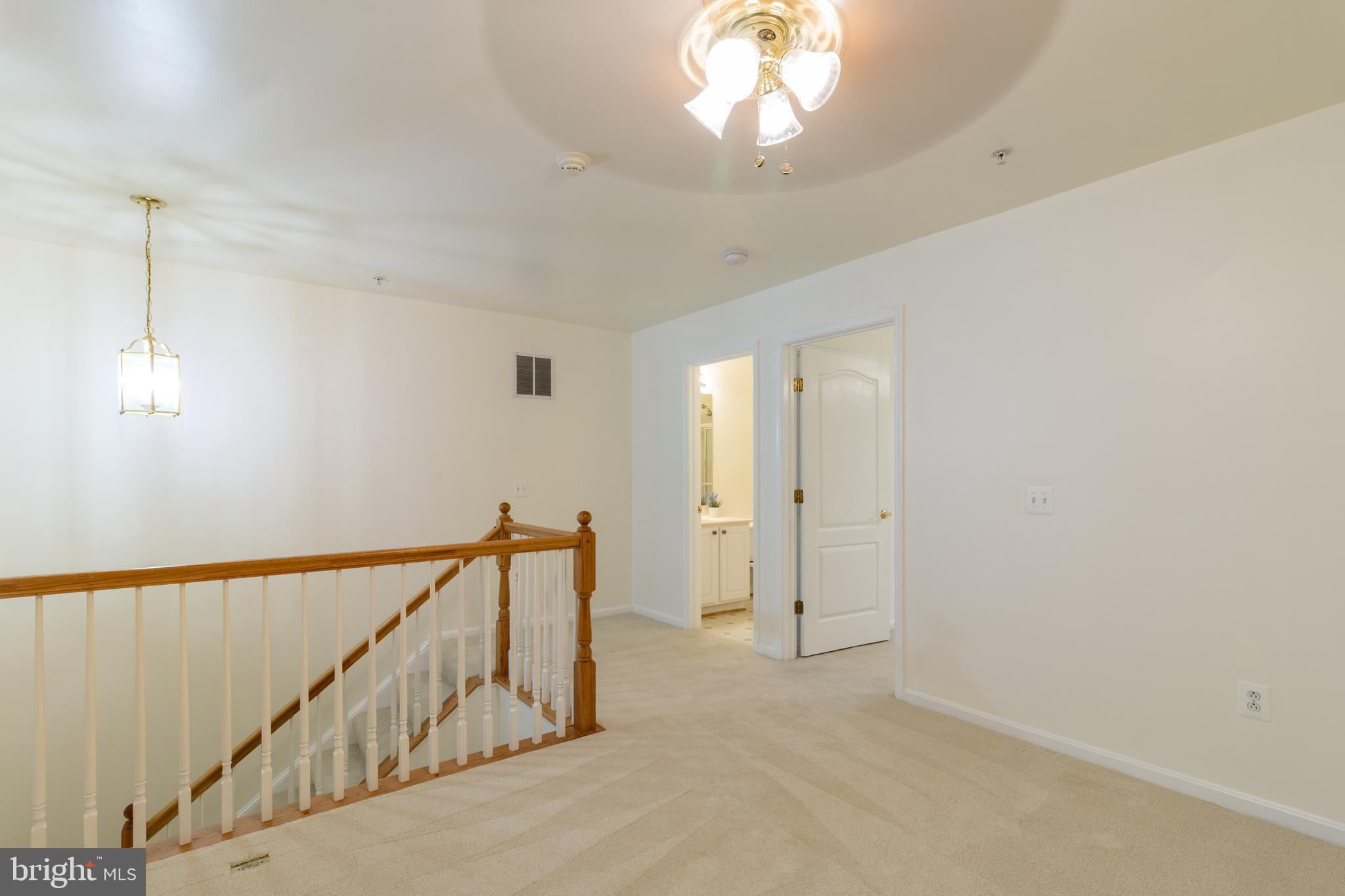 THE VILLAS OF ROCK OAK - Residential