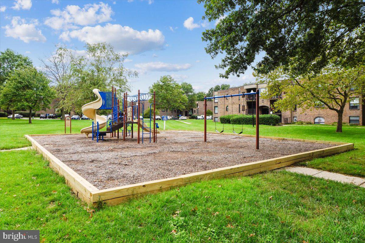 FAIRWINDS OF ANNAPOLIS - Residential