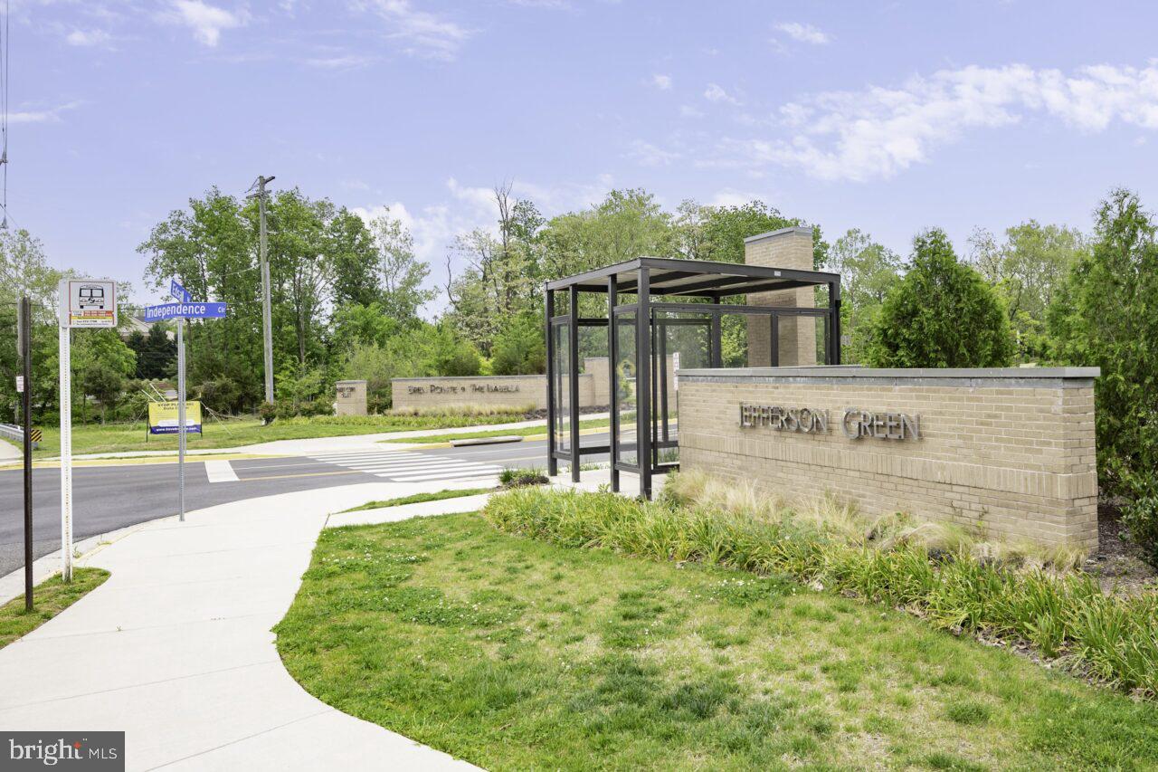BREN POINTE - Residential Lease
