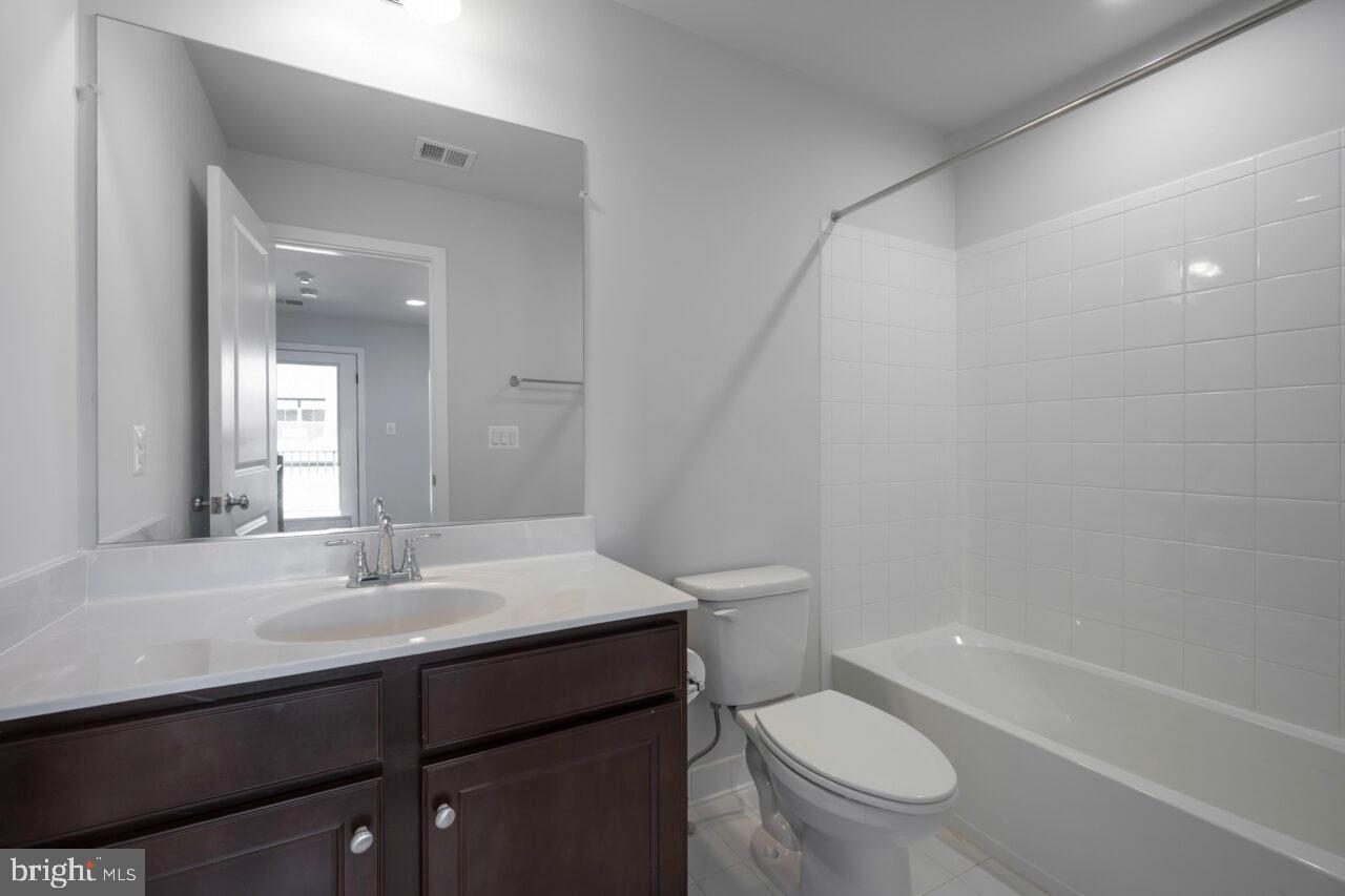 BREN POINTE - Residential Lease